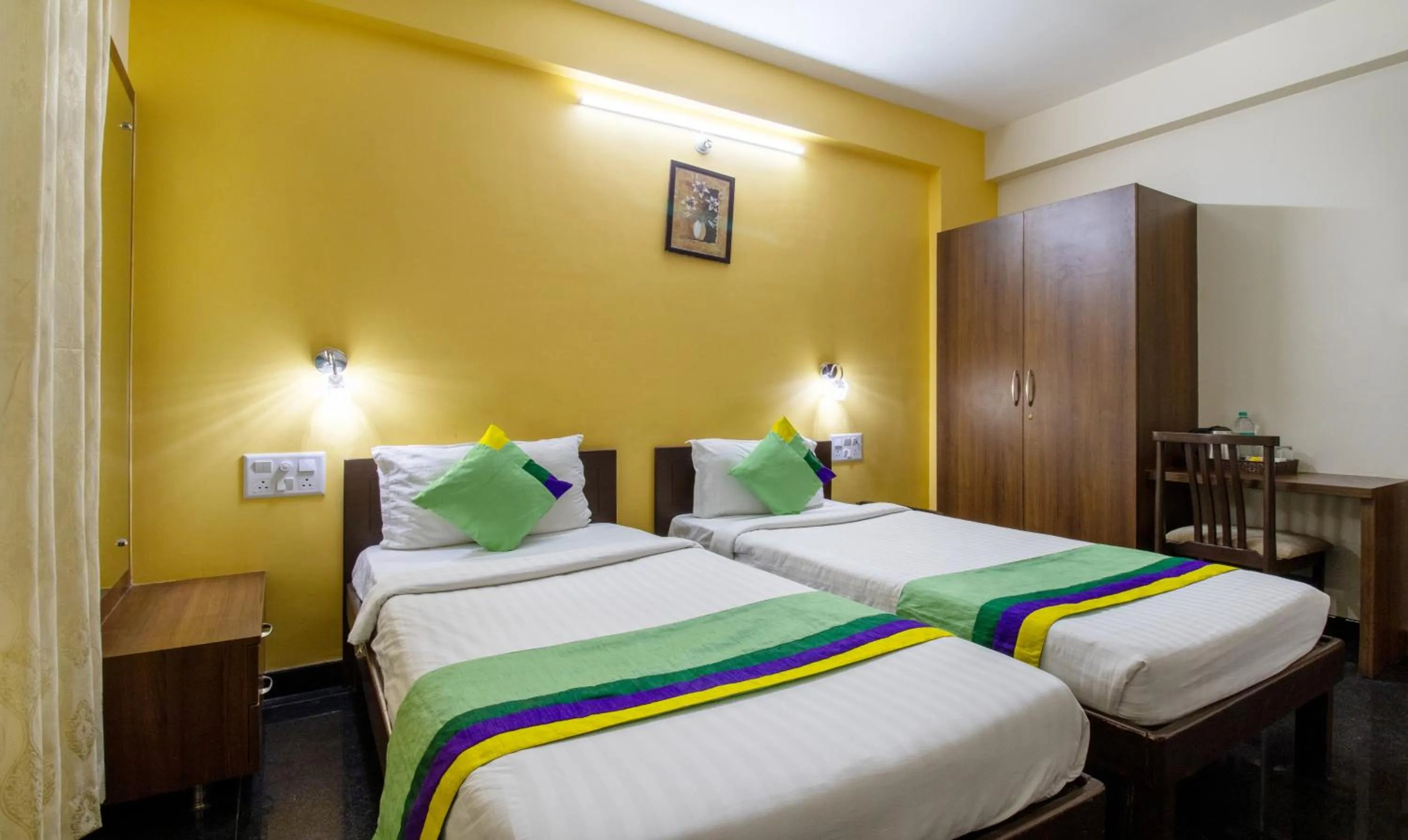 Bedroom, Bed in Treebo RR Residency, Sanjay Nagar