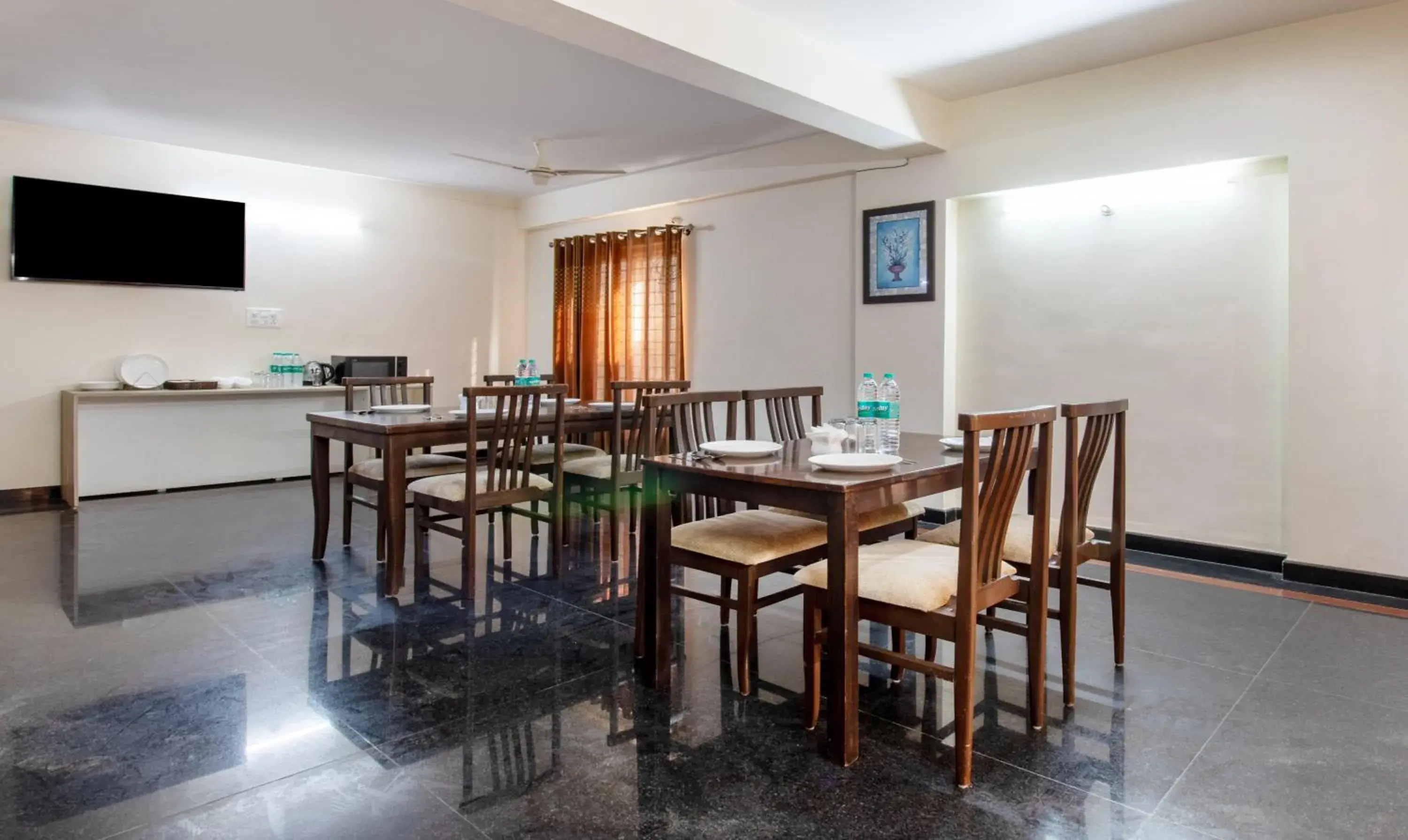 Restaurant/places to eat in Treebo RR Residency, Sanjay Nagar Restaurant/places to eat in Treebo RR Residency, Sanjay Nagar