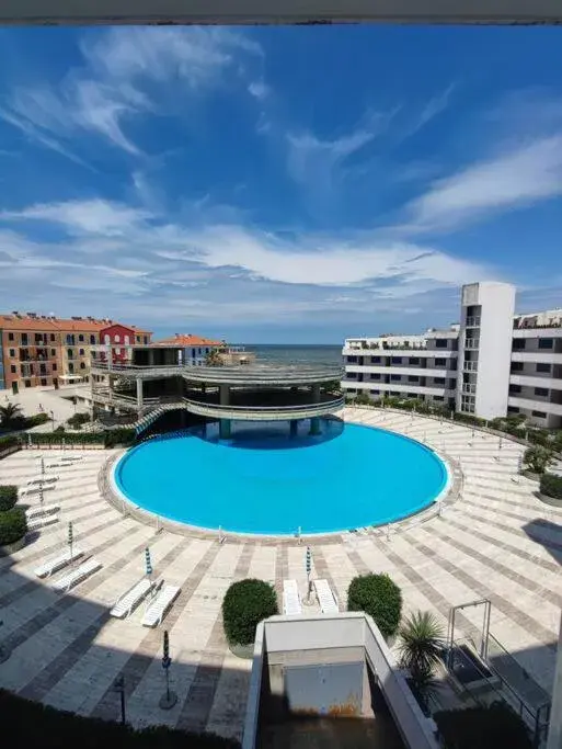 Blue Paradise: a due passi dalla spiaggia. Blue Paradise: a due passi dalla spiaggia.