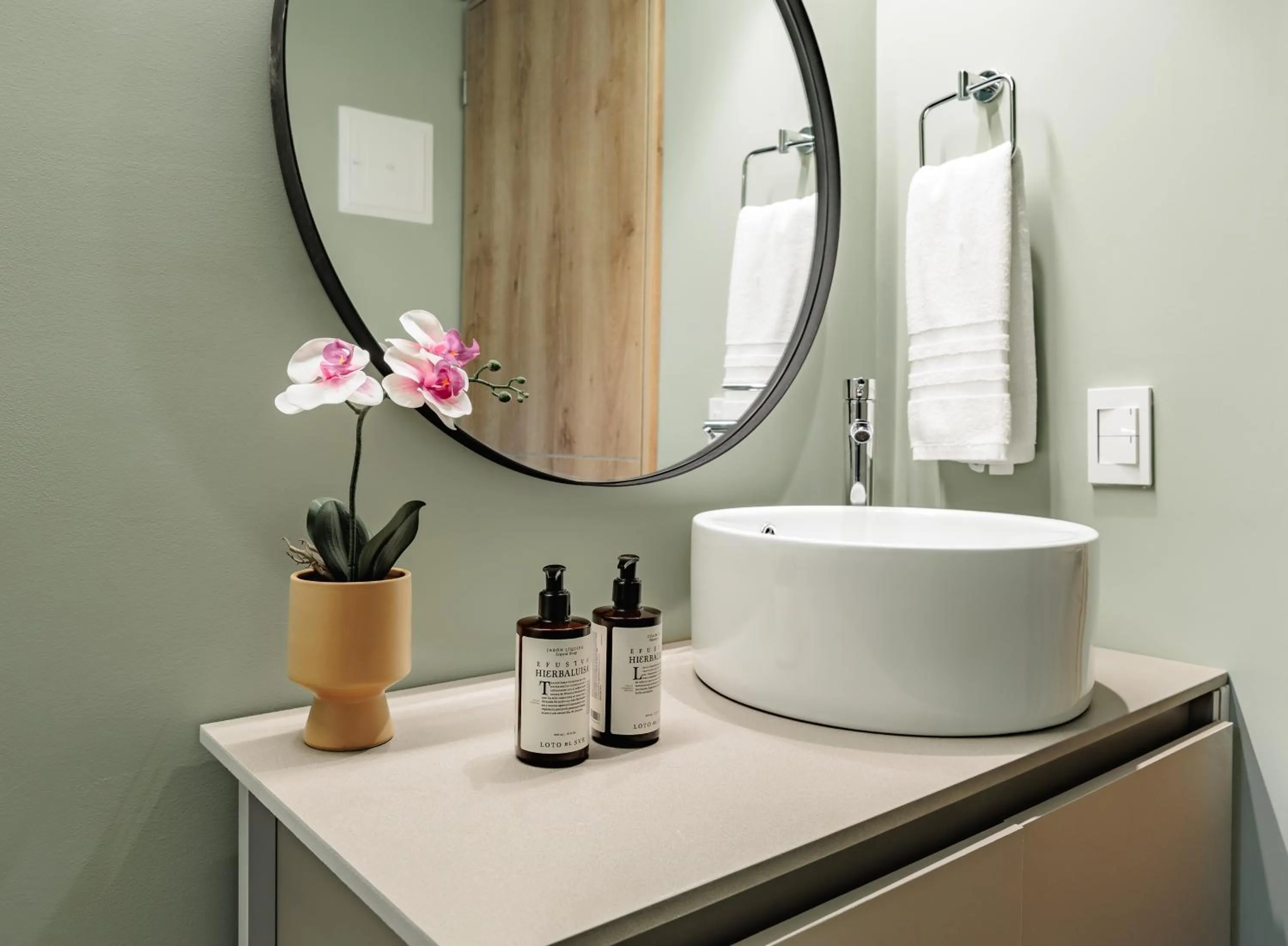 Bathroom in The Somos Central Hotel Poblado