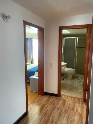 Double Room with Shared Bathroom - single occupancy in Hostel Urban City Bogotá Double Room with Shared Bathroom - single occupancy in Hostel Urban City Bogotá