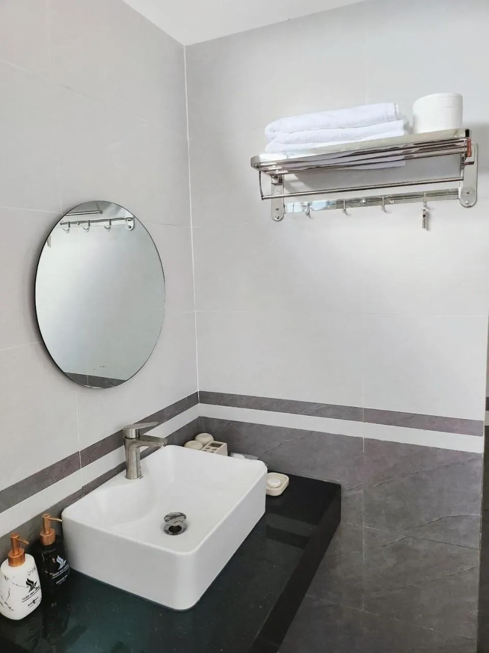 Bathroom in THIÊN NGA HOTEL