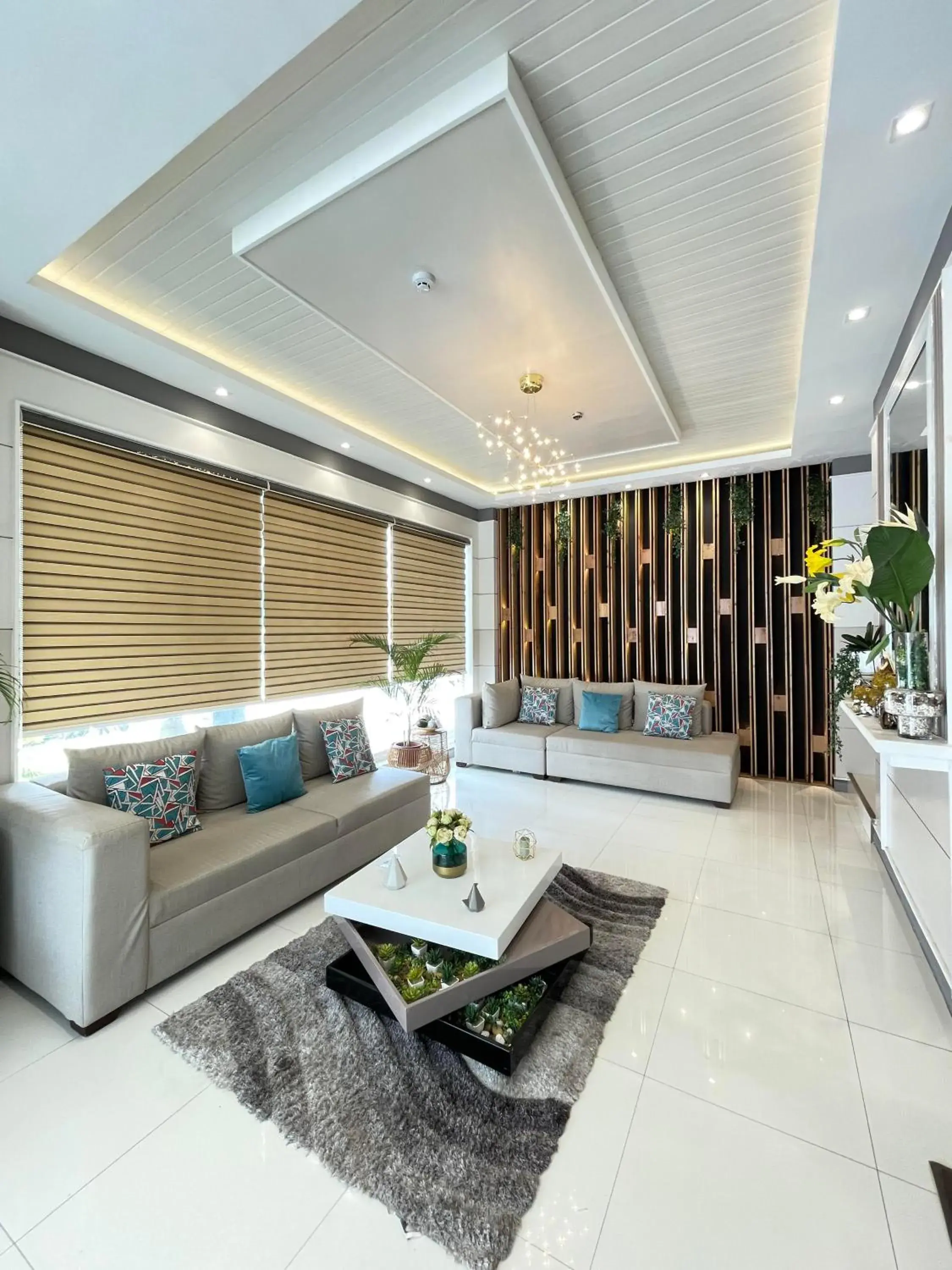 Central Block Inn Central Block Inn