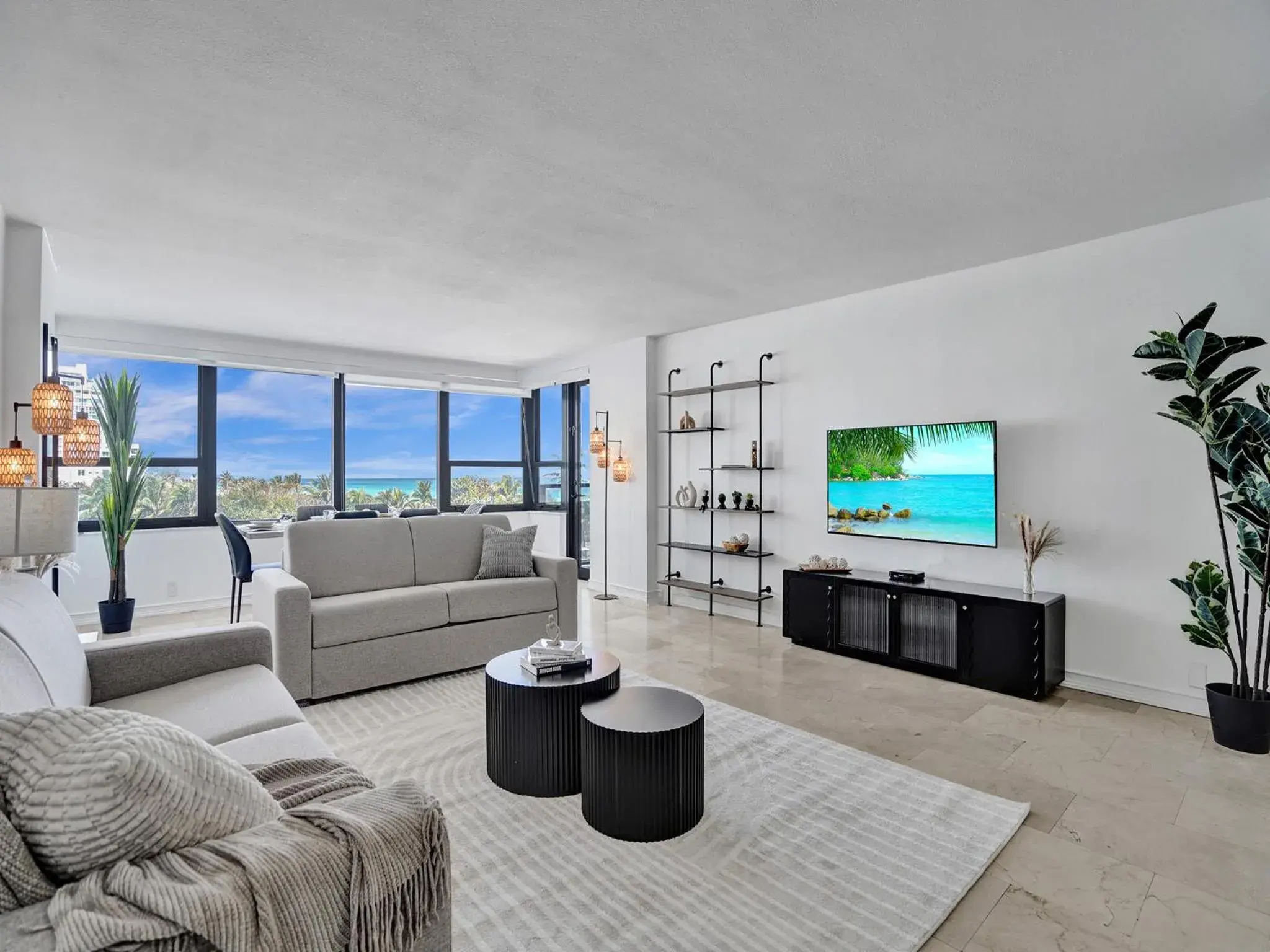 Oceanfront Haven Retreat Beach Service 502 Oceanfront Haven Retreat Beach Service 502