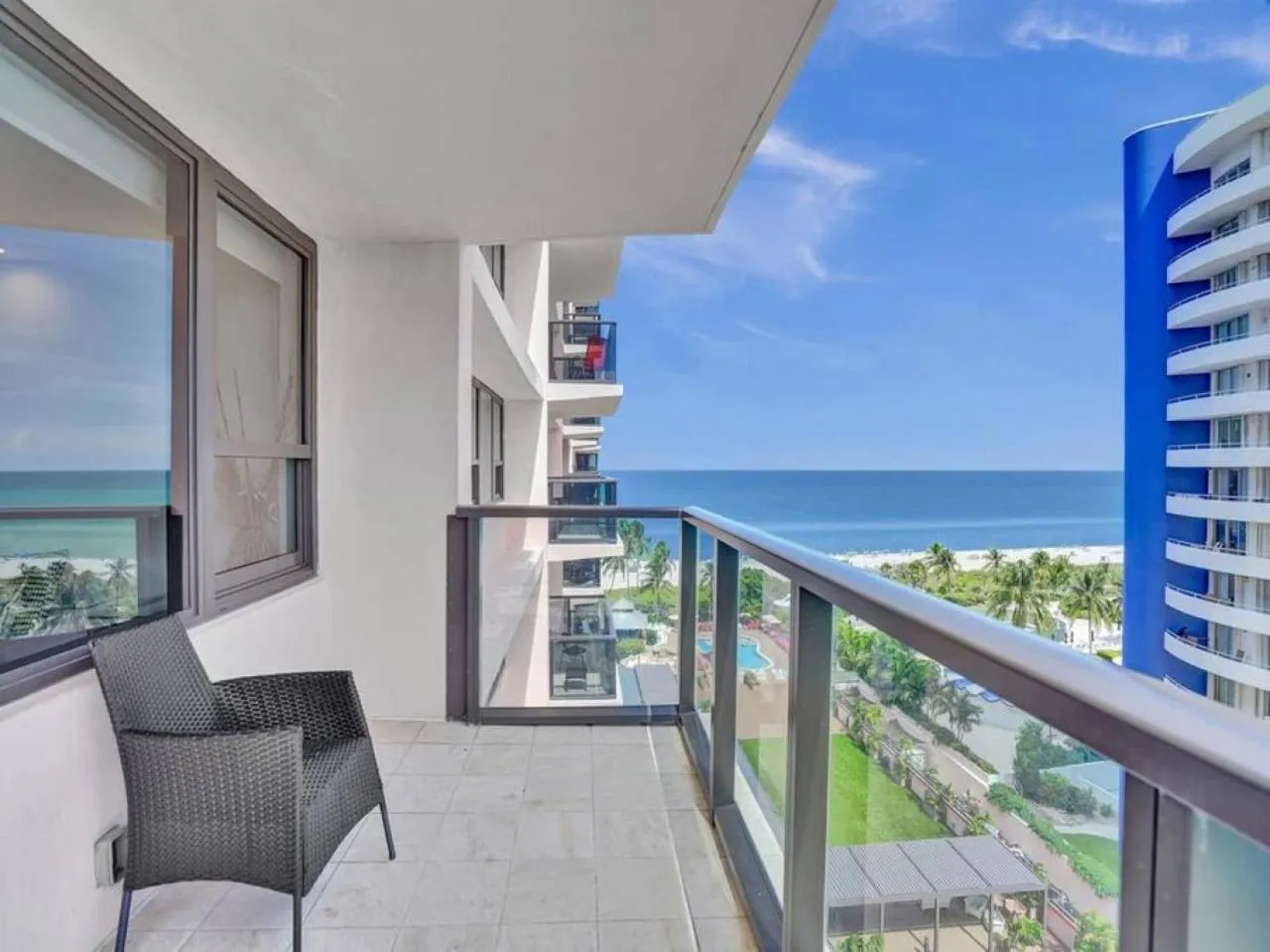 Balcony/Terrace in Amazing Ocean View Condo Beach Service 1111