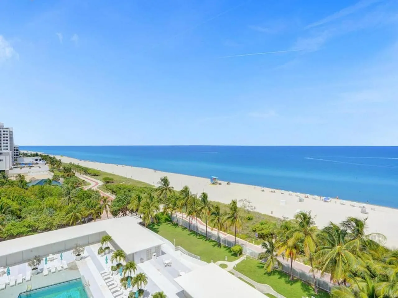 Beach in Full ocean view Huge private terrace 1002