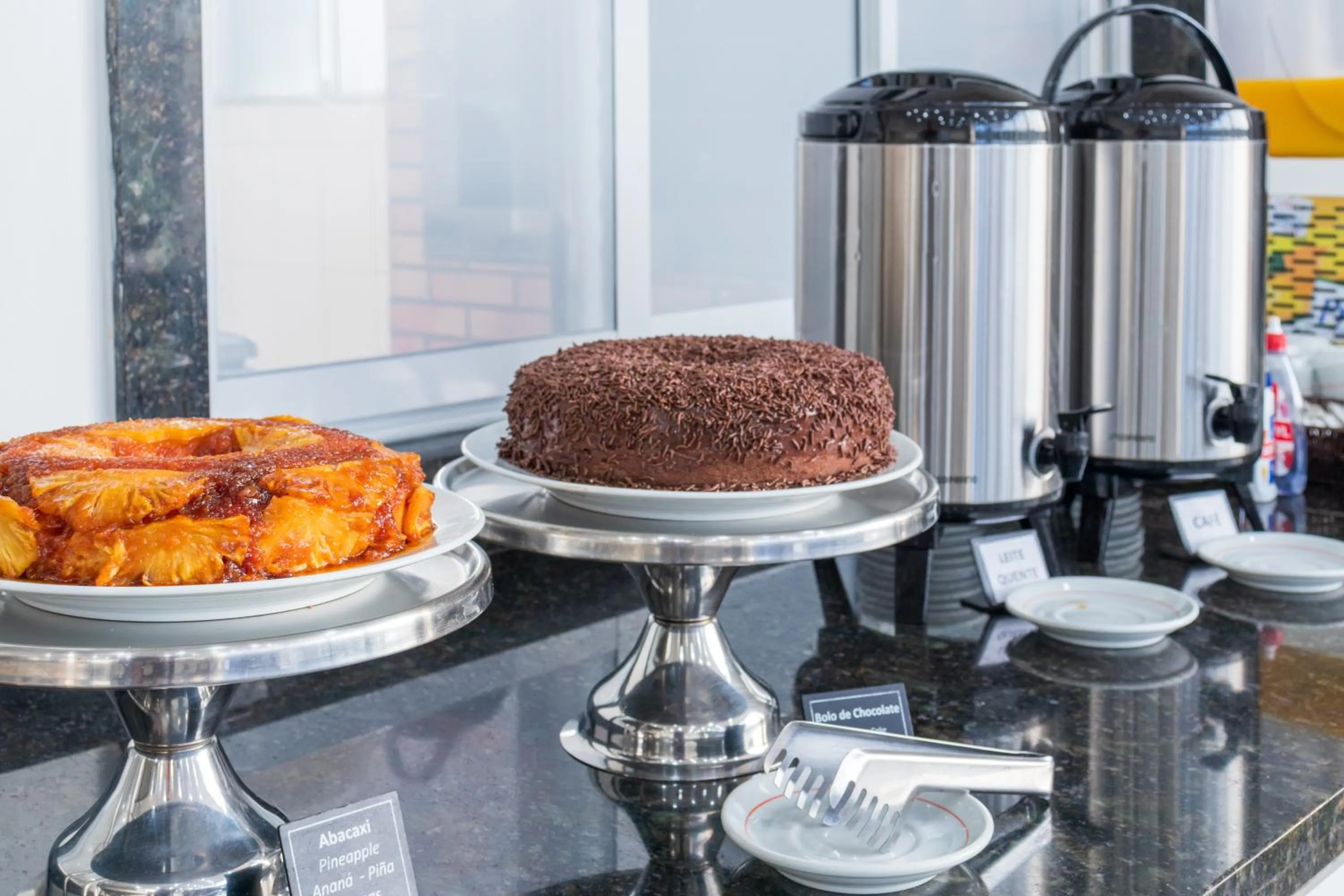 Coffee/tea facilities in Foz Budget Hotel