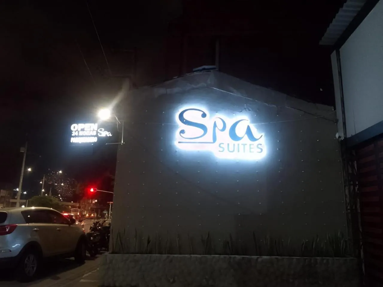 Parking in Hotel Spa Laureles