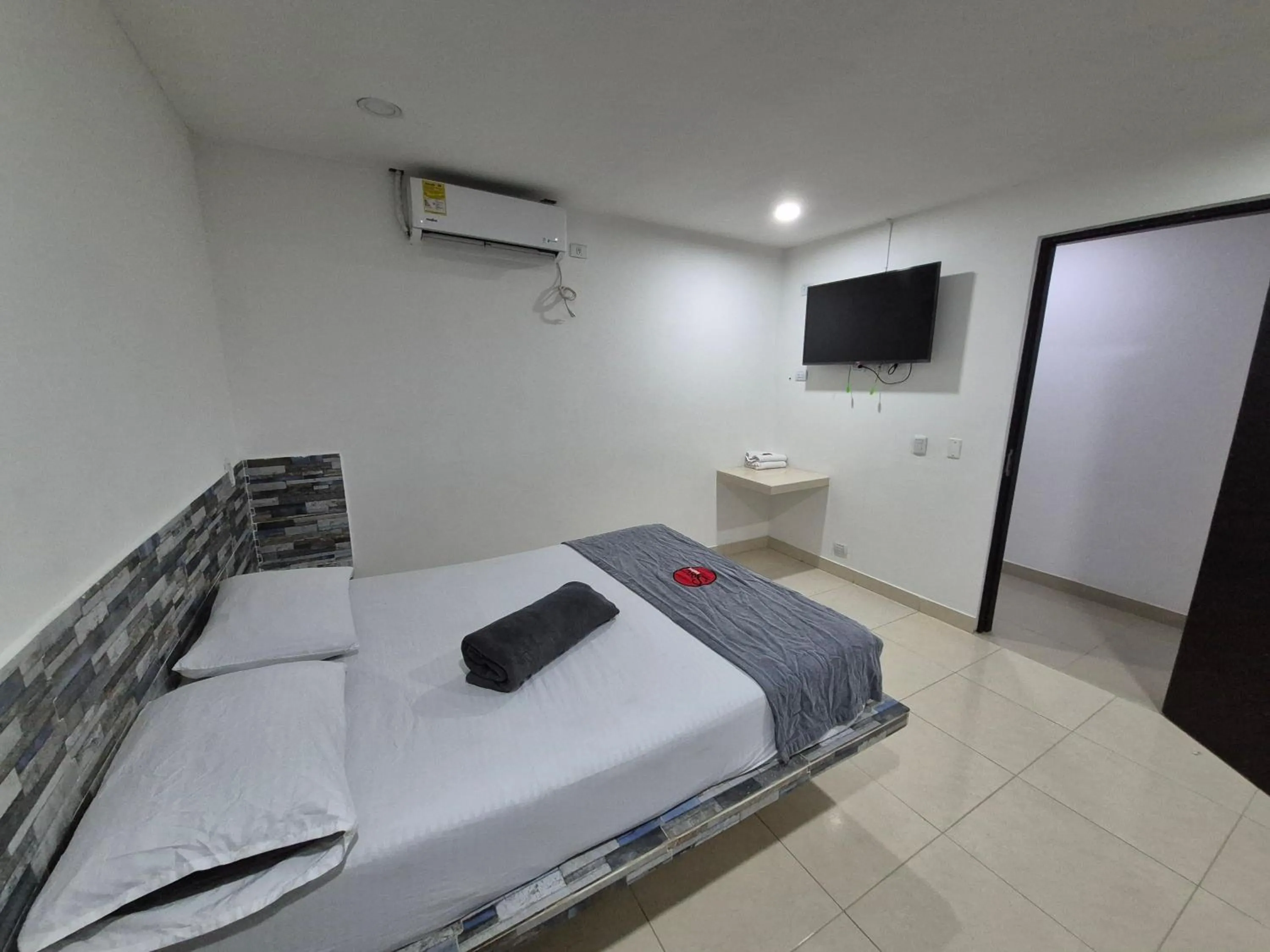 Bedroom, Bed in Hotel Spa Laureles