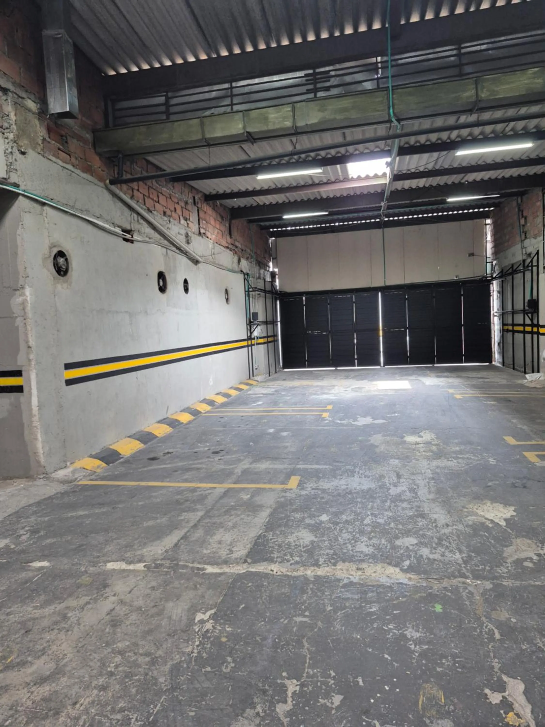 Parking in Hotel Spa Laureles