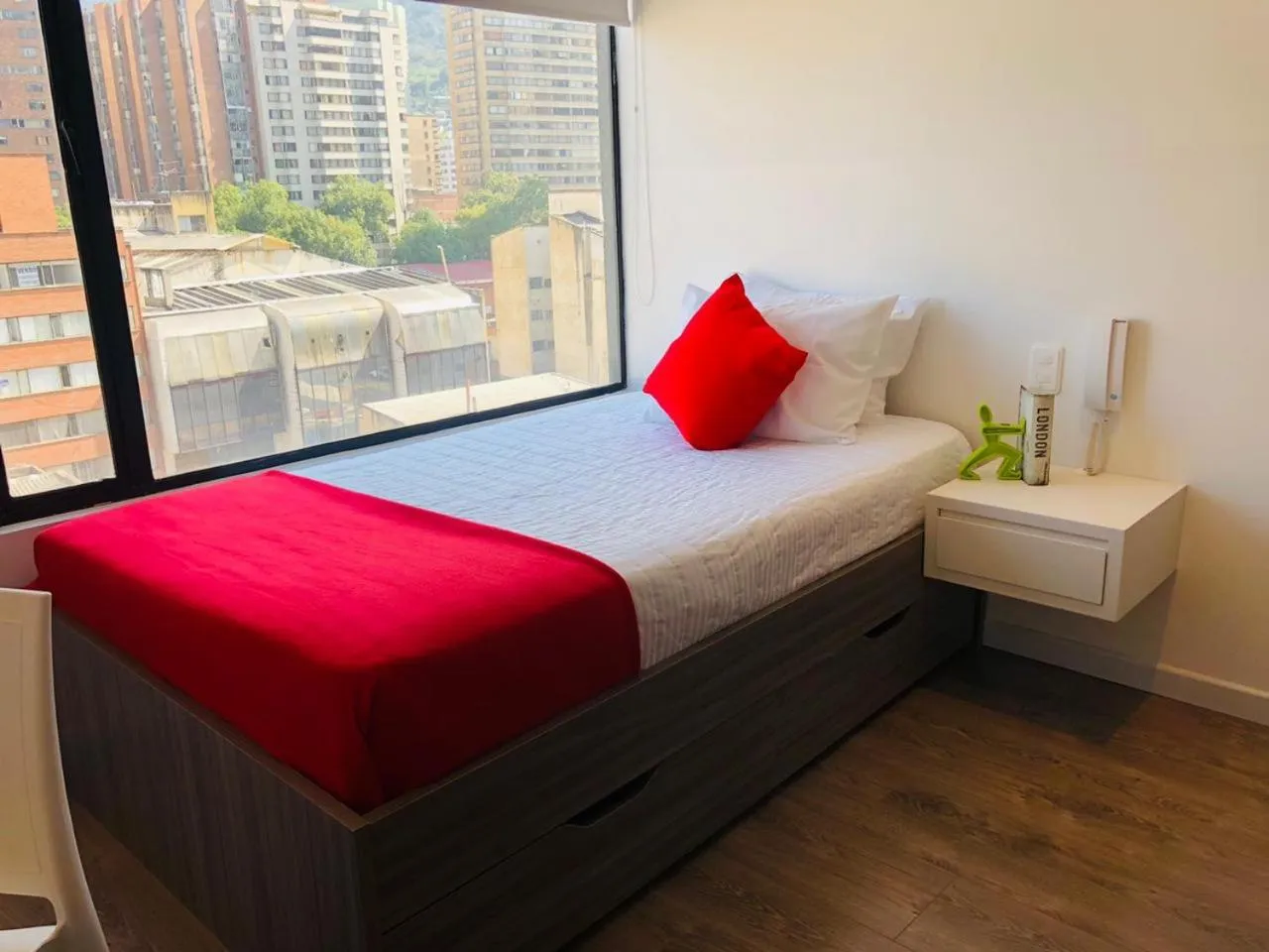 Bed in Esstudia 17-4