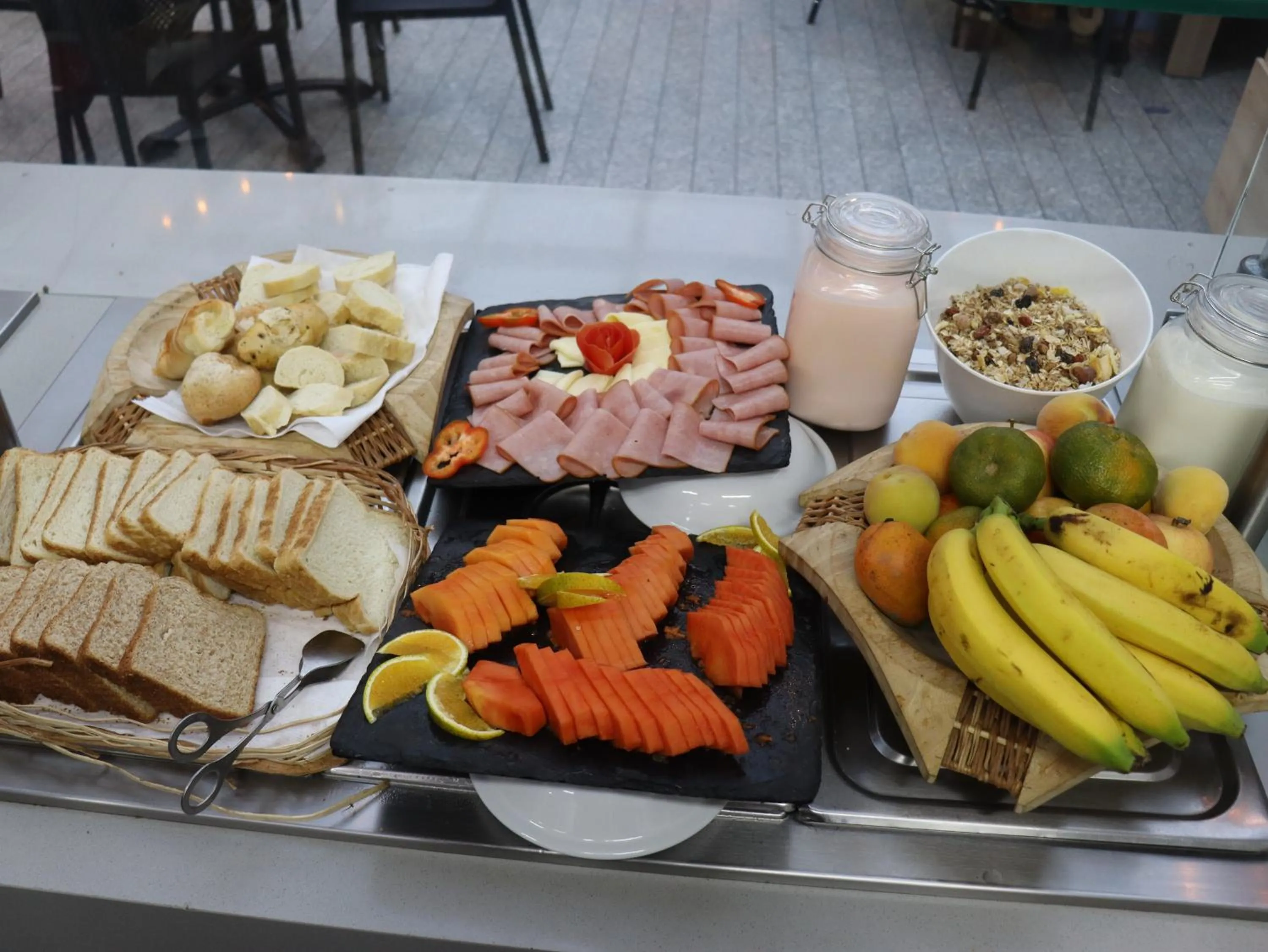 Breakfast in Esstudia 17-4