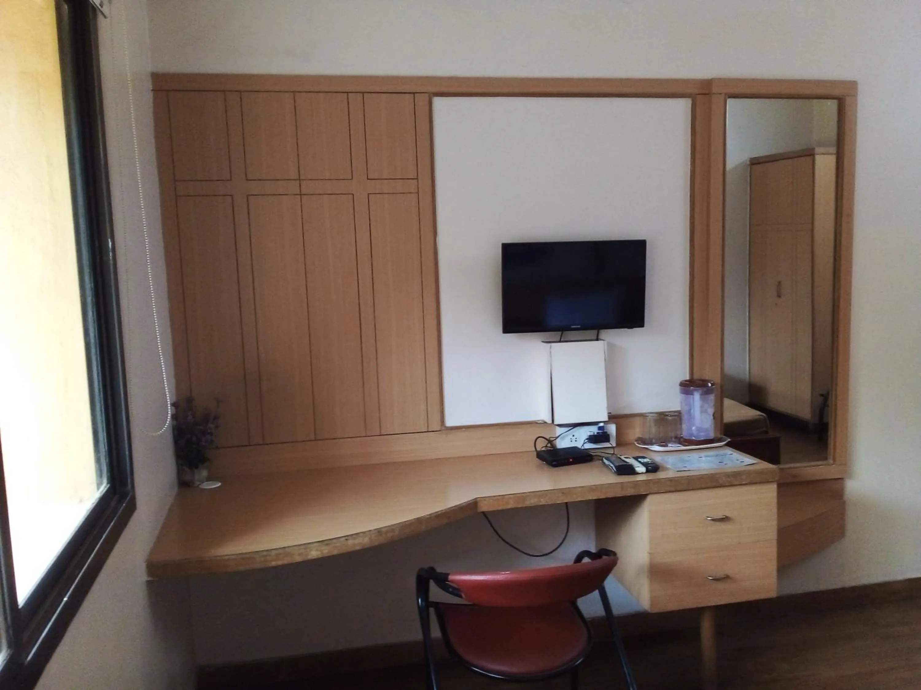 Shanthiniketan - Online Suites