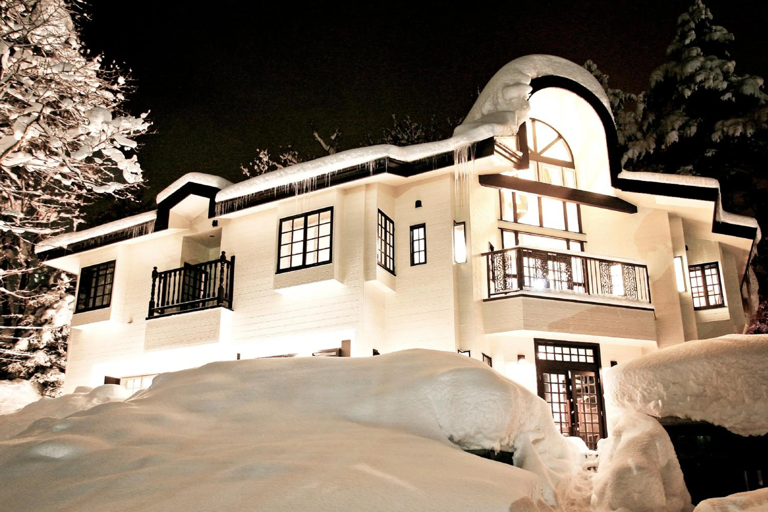 Hakuba Mountain Lodge