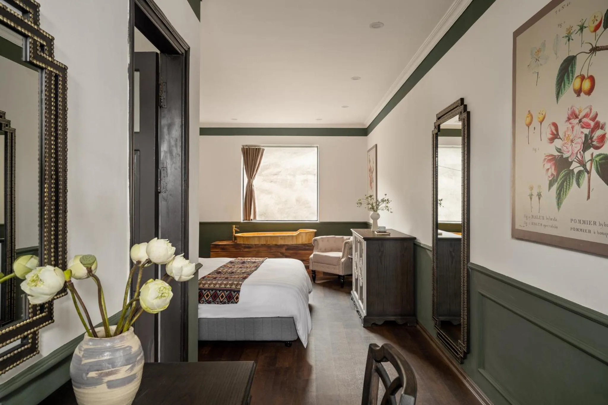 Photo of the whole room, Bed in The Gate Boutique Hotel Sapa