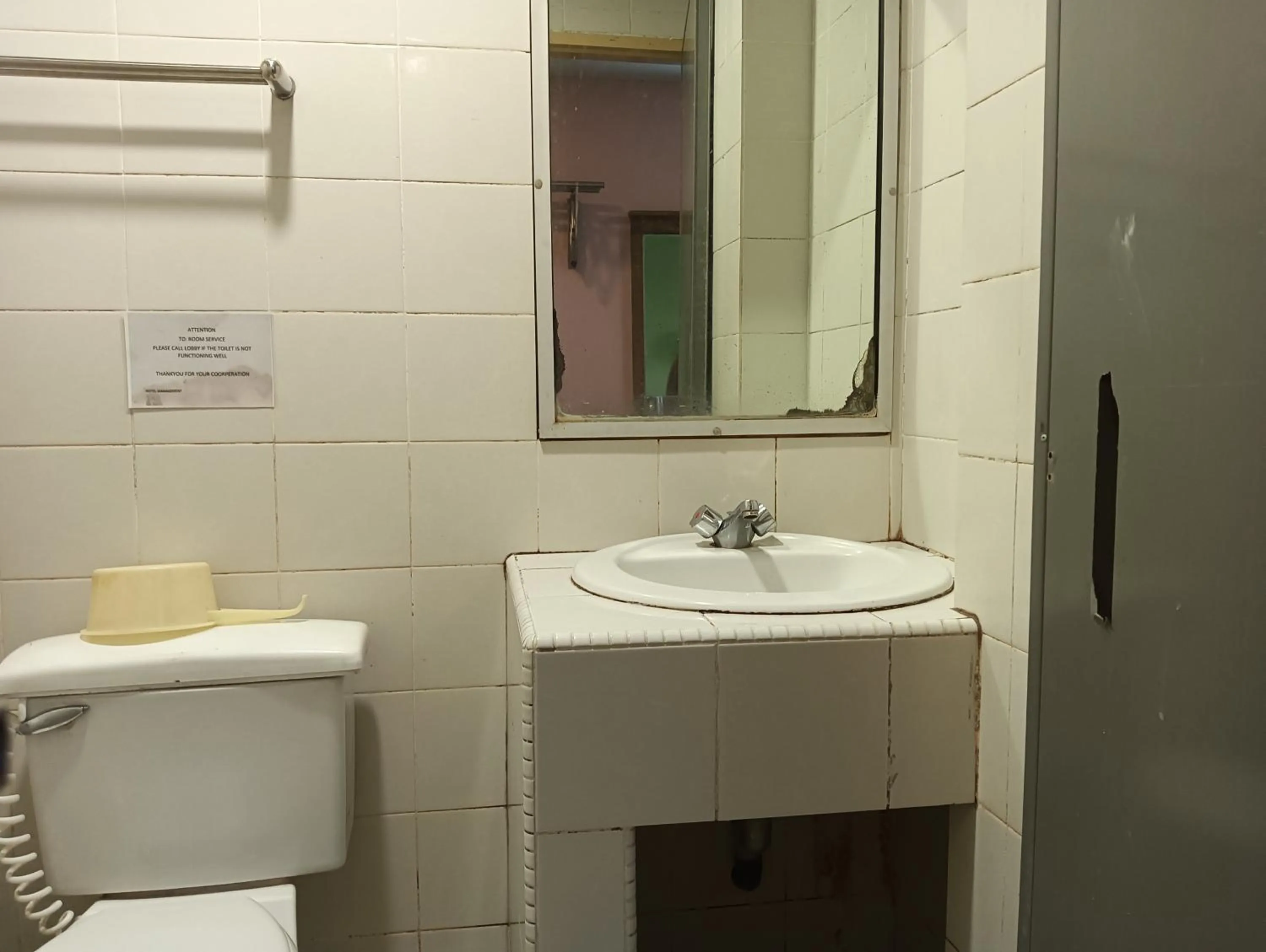 Bathroom in Hotel O Wawasan Inn