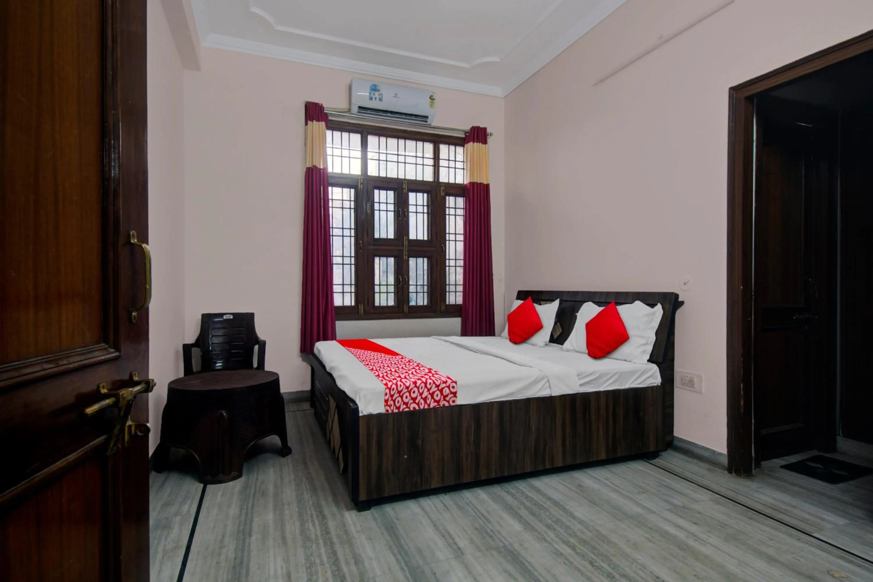 Classic Triple Room - single occupancy in HOTEL O PINK HEAVEN