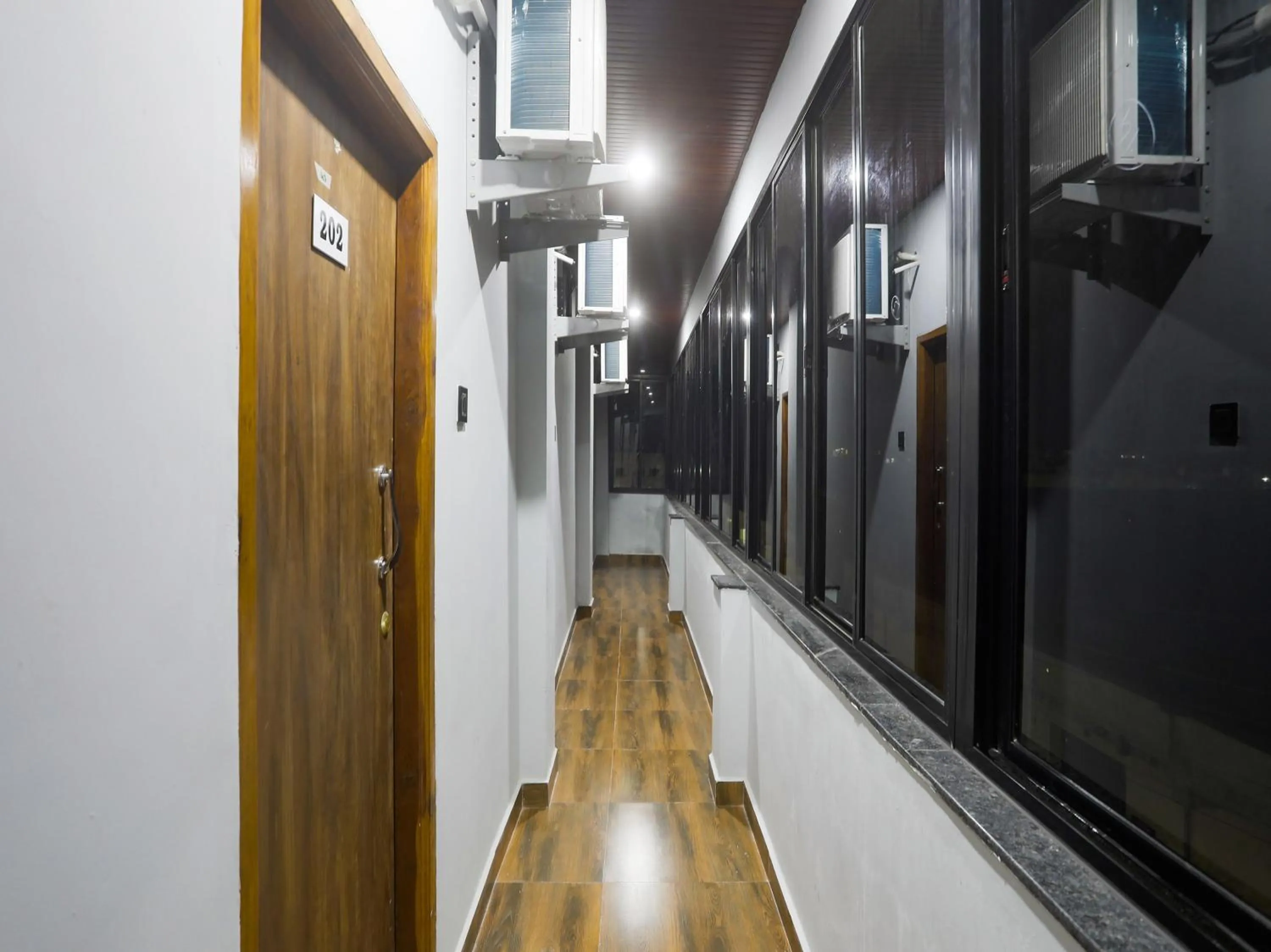 Lobby or reception in Hotel O by OYO RAHUL SERVICE APPARTMENT 2