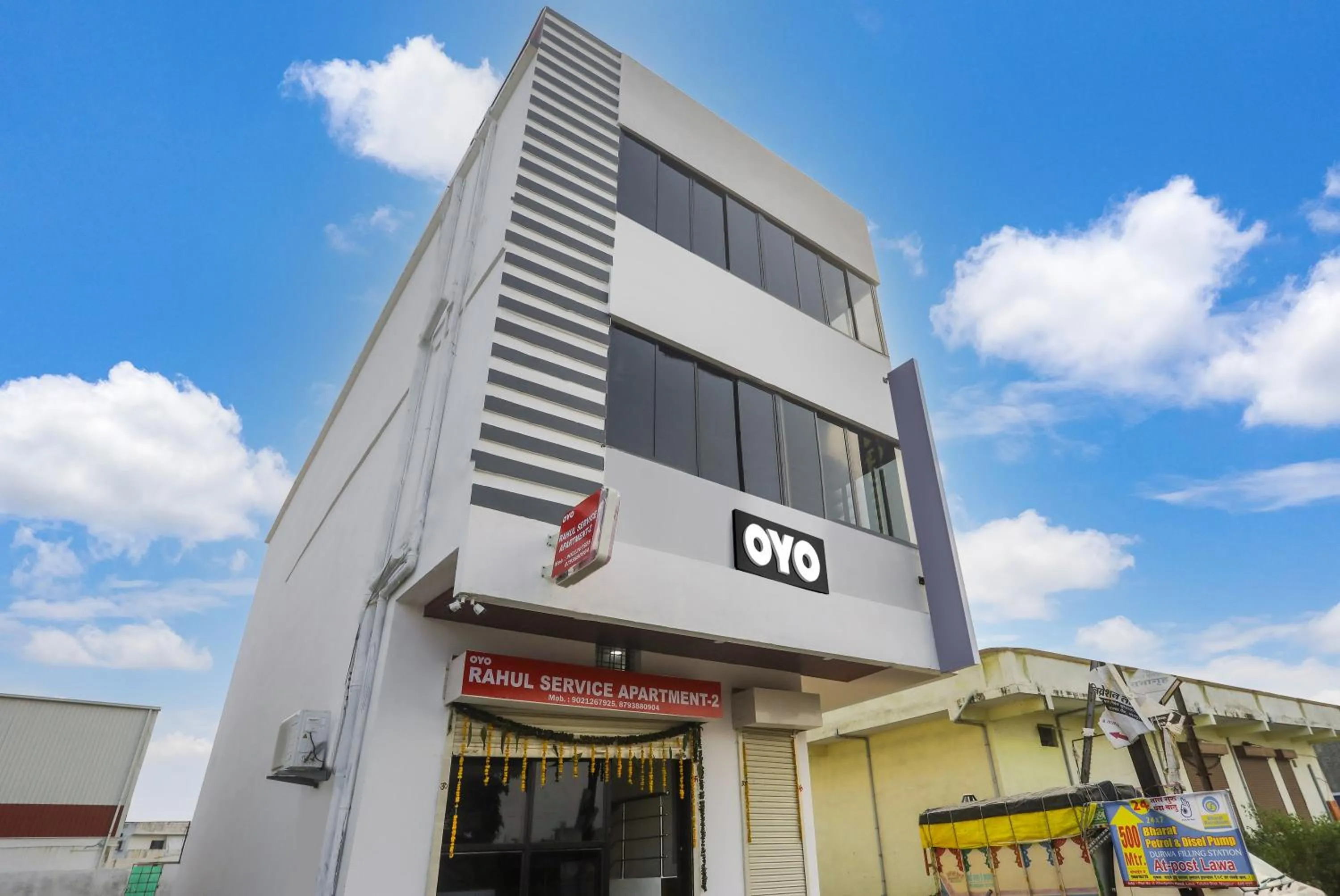 Facade/entrance in Hotel O by OYO RAHUL SERVICE APPARTMENT 2