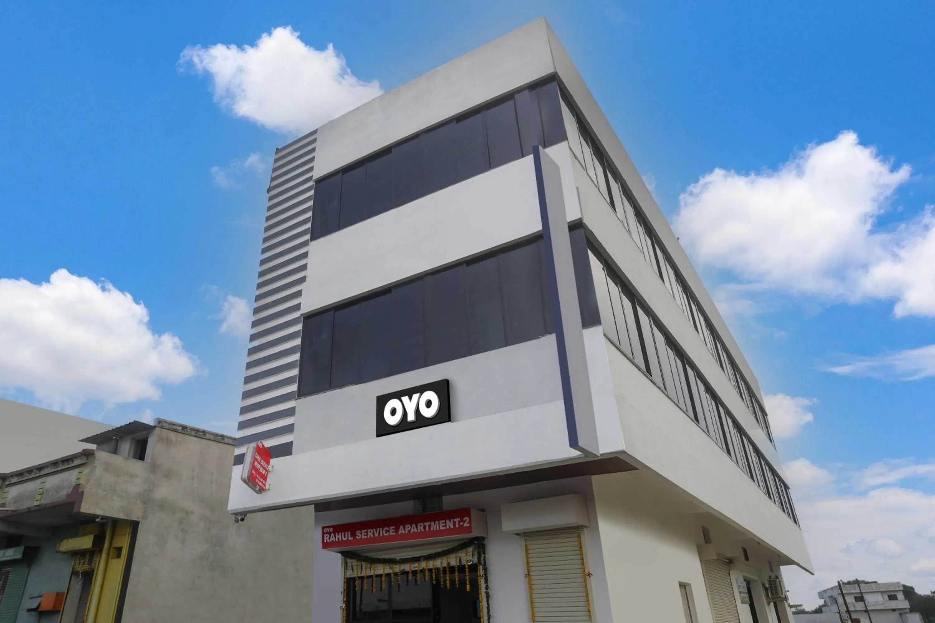 Facade/entrance in Hotel O by OYO RAHUL SERVICE APPARTMENT 2