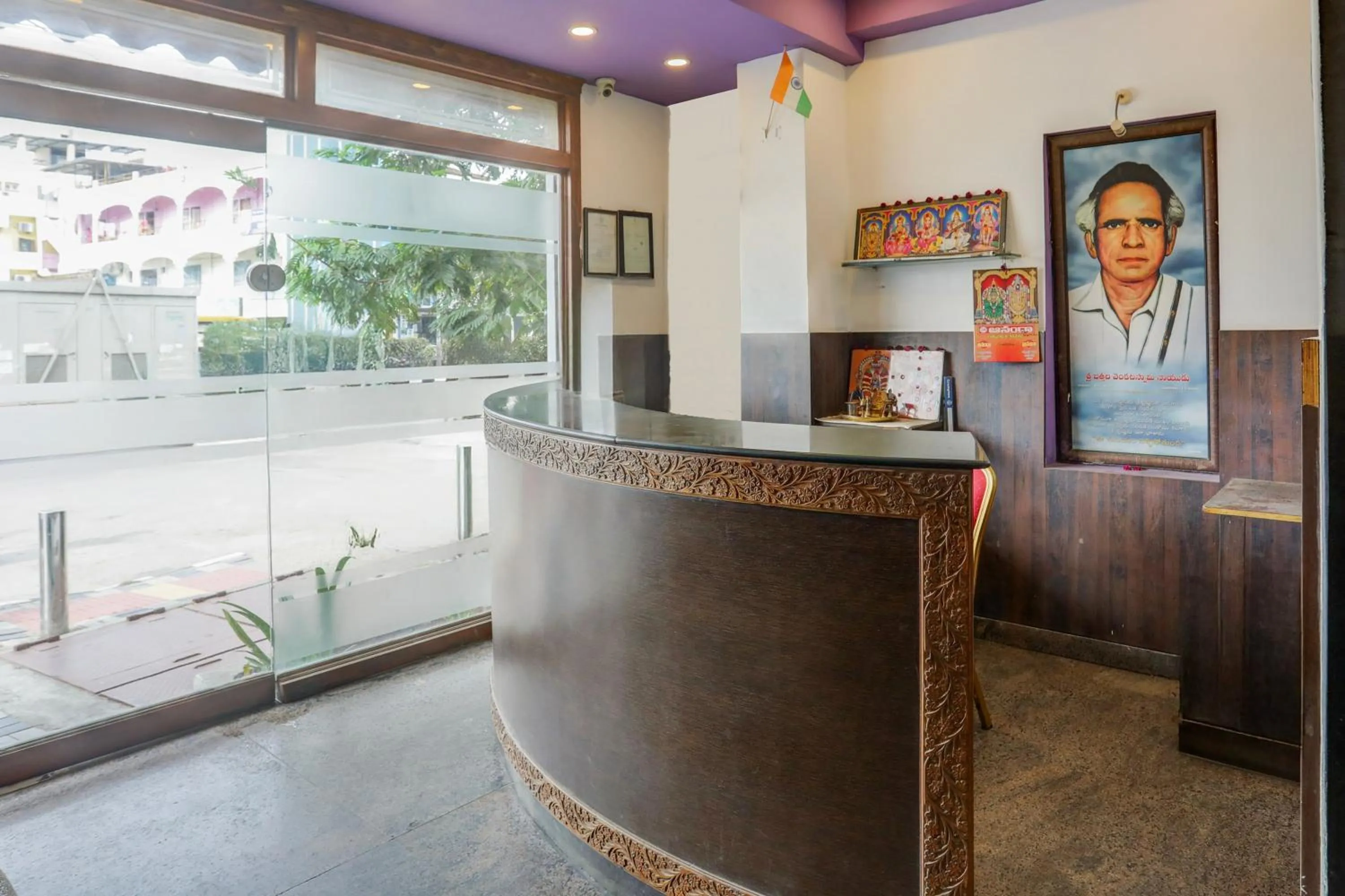 Lobby or reception in Hotel O Karakambadi Near Alipiri Formerly BVN Grand