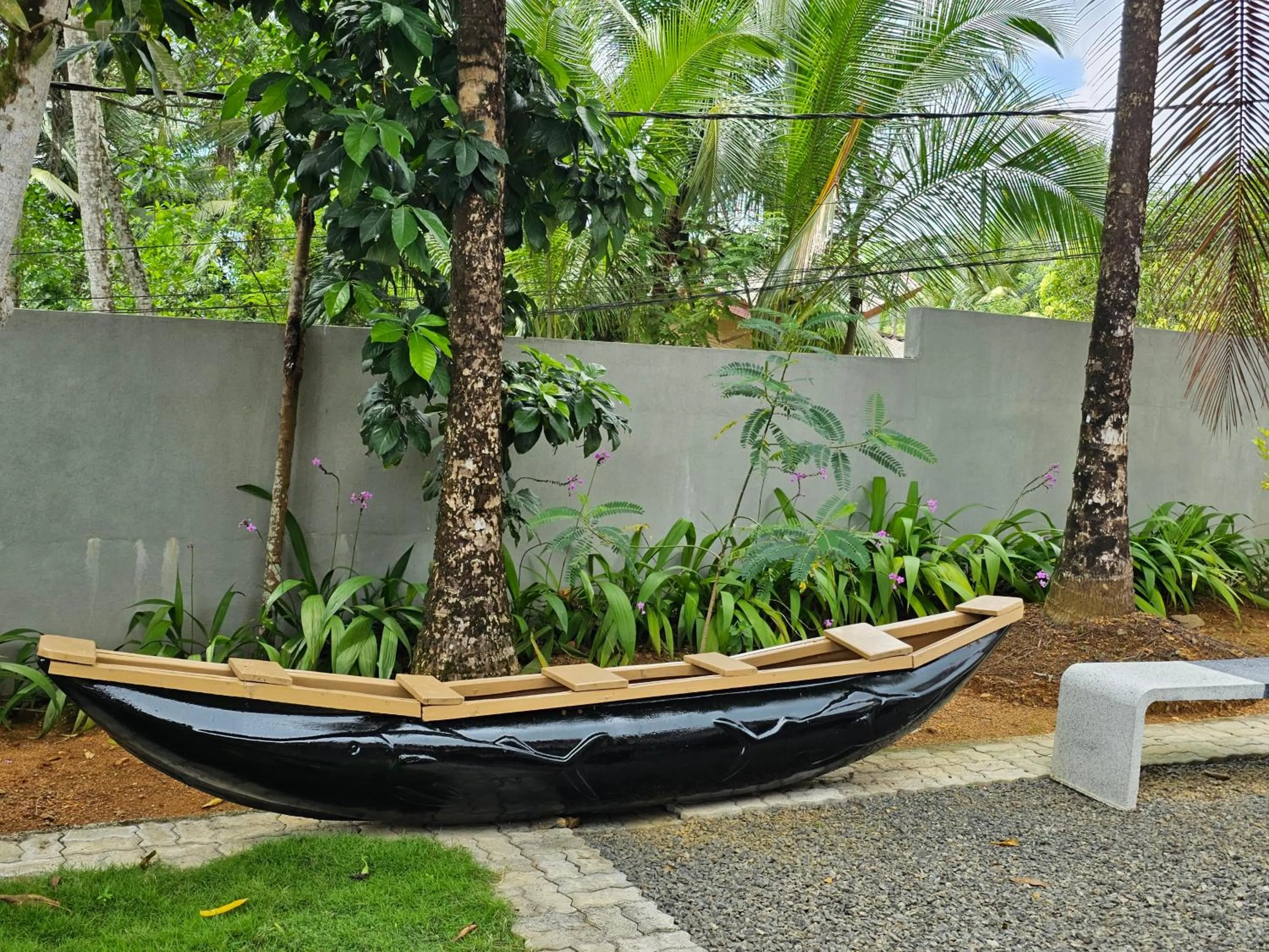 Garden in Ellakanda Nature Villa