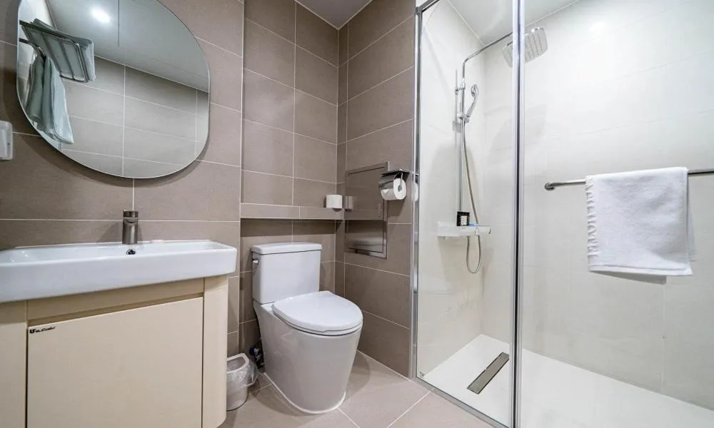 Toilet in Hillsnorkelbeach hotel