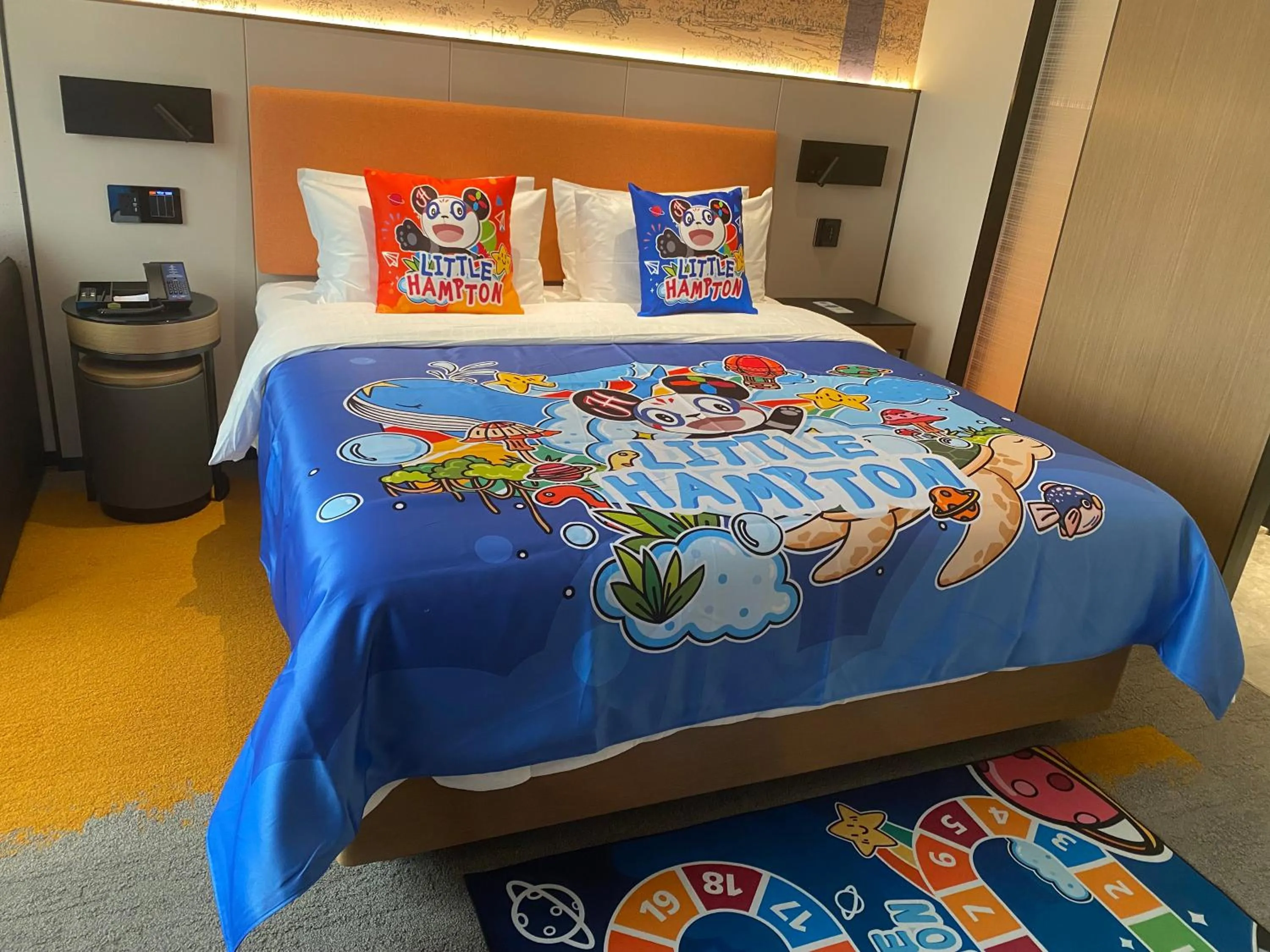 Bed in Hampton by Hilton Foshan Dali
