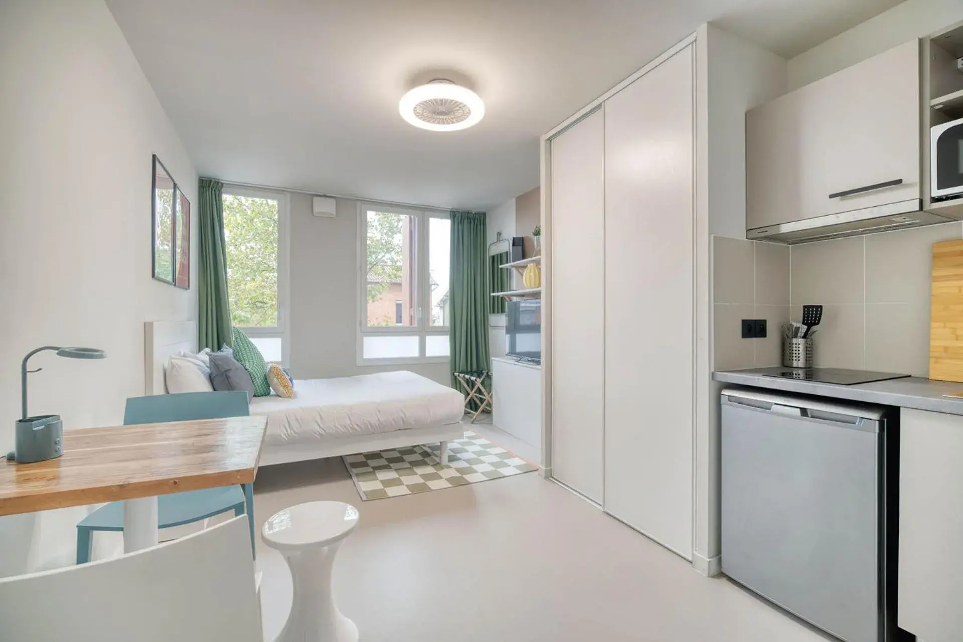 Bed in Appart'hôtel Toulouse Zénith Bed in Appart'hôtel Toulouse Zénith