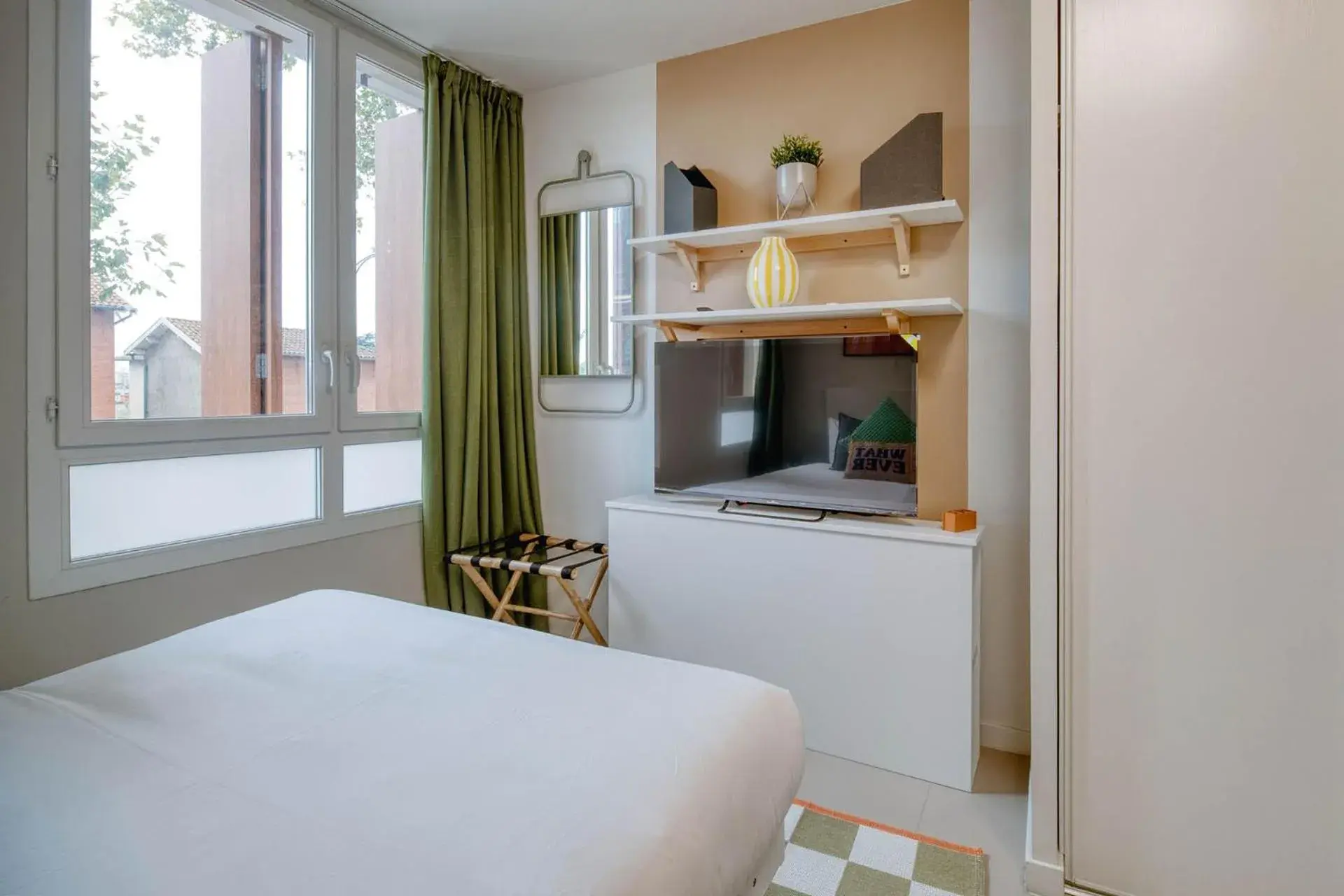 Bed in Appart'hôtel Toulouse Zénith Bed in Appart'hôtel Toulouse Zénith