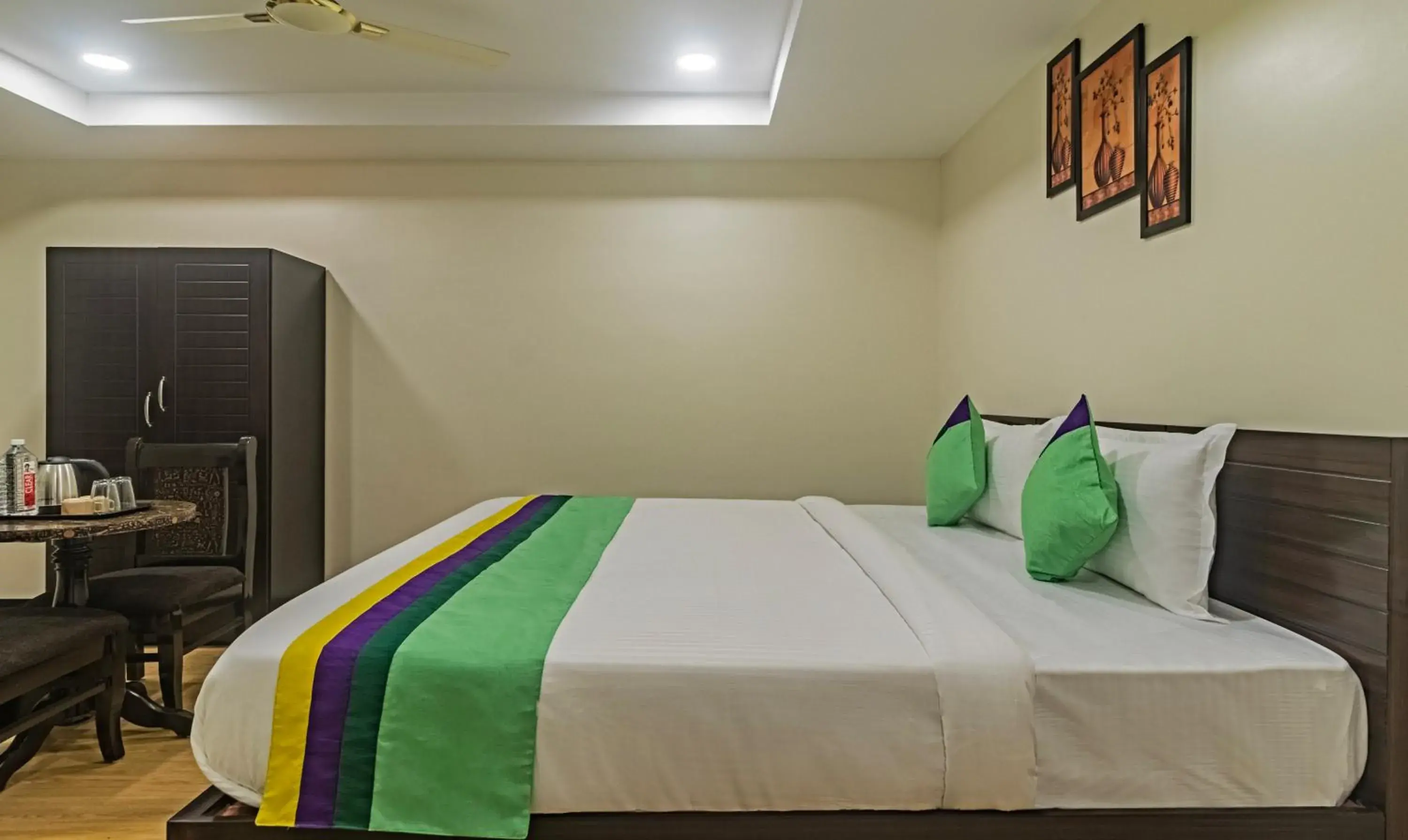 Bed in Treebo Address Inn Jubilee Hills Bed in Treebo Address Inn Jubilee Hills