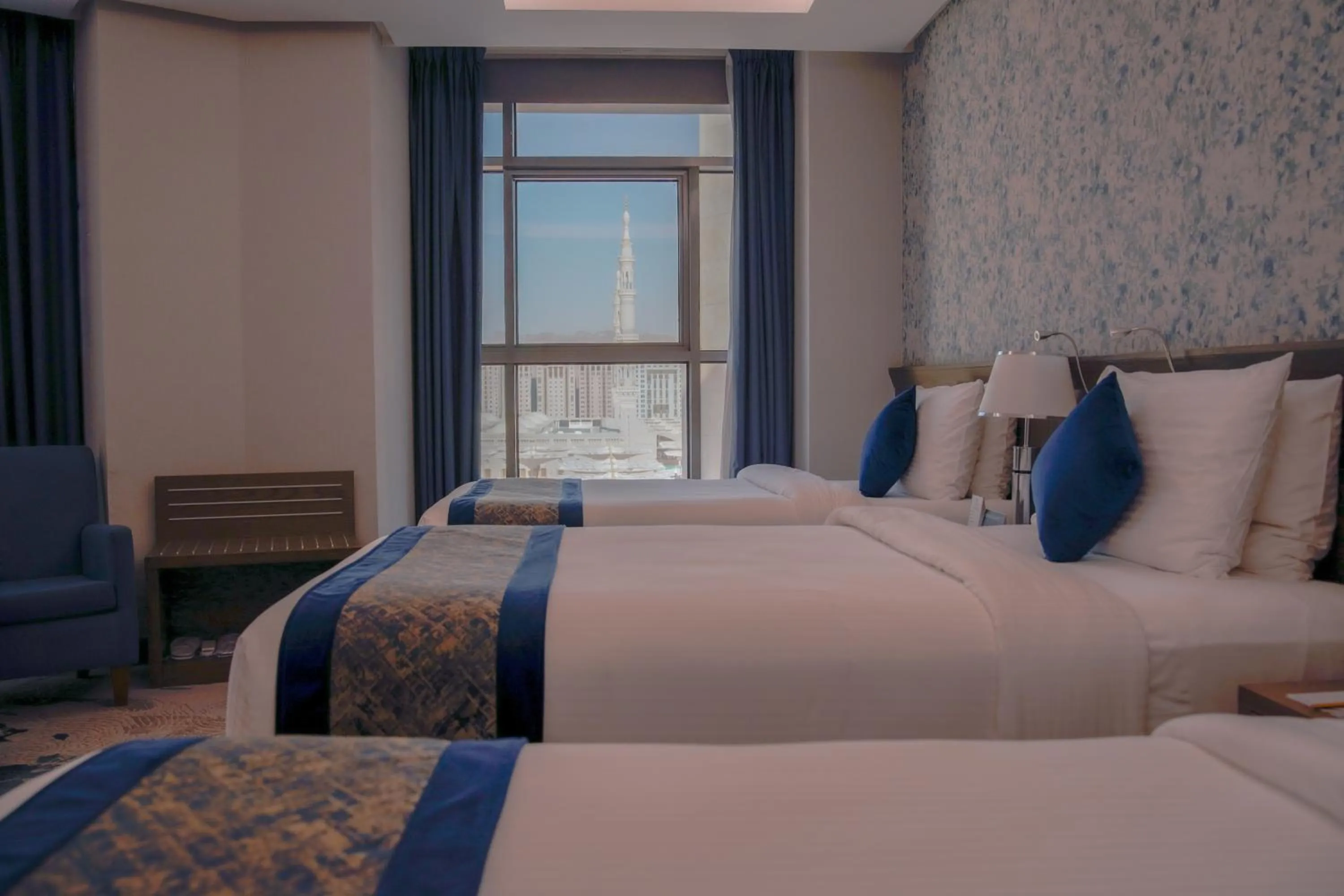 Bedroom, Bed in View Al Madinah Hotel