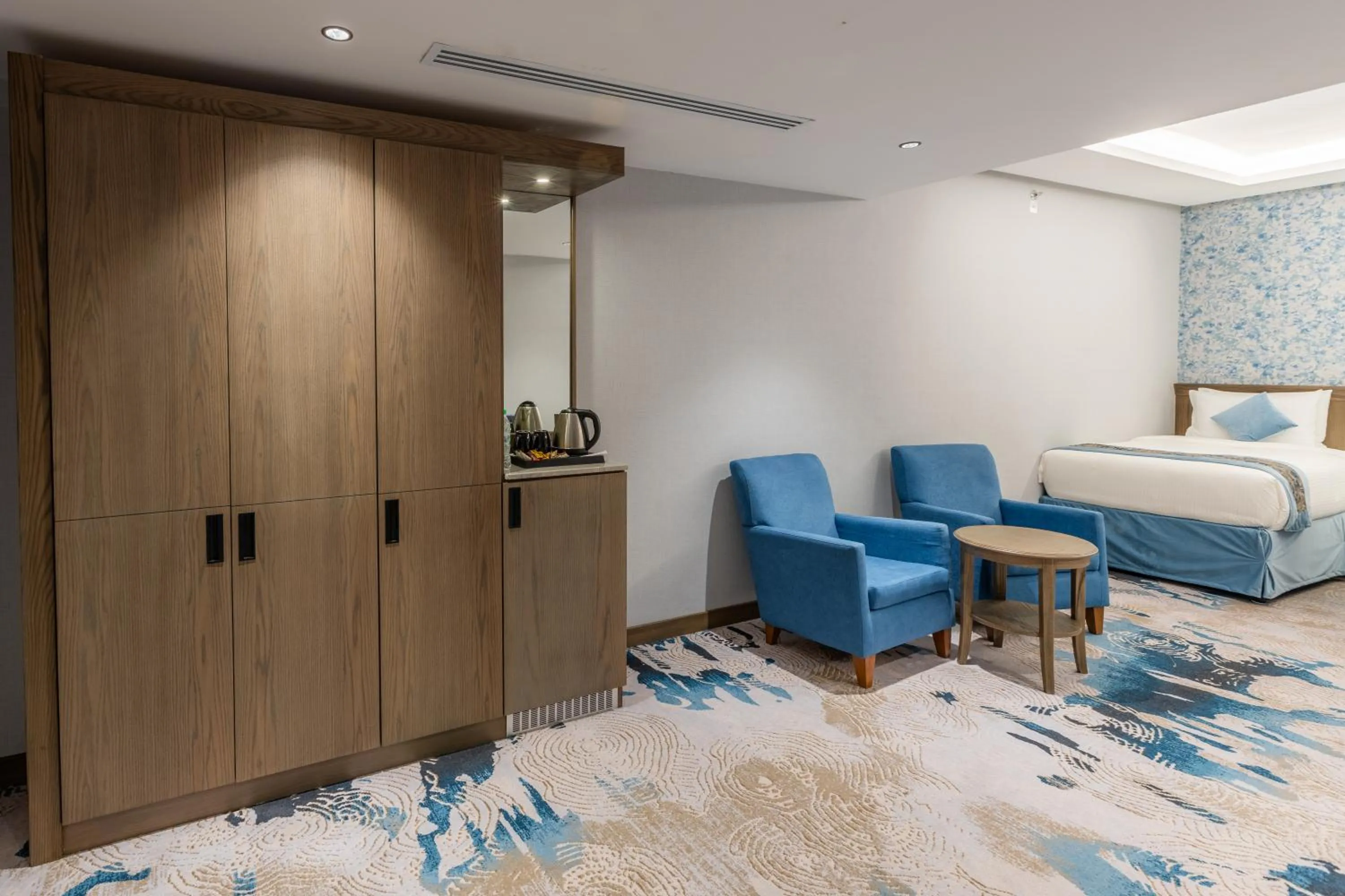 Bedroom in View Al Madinah Hotel