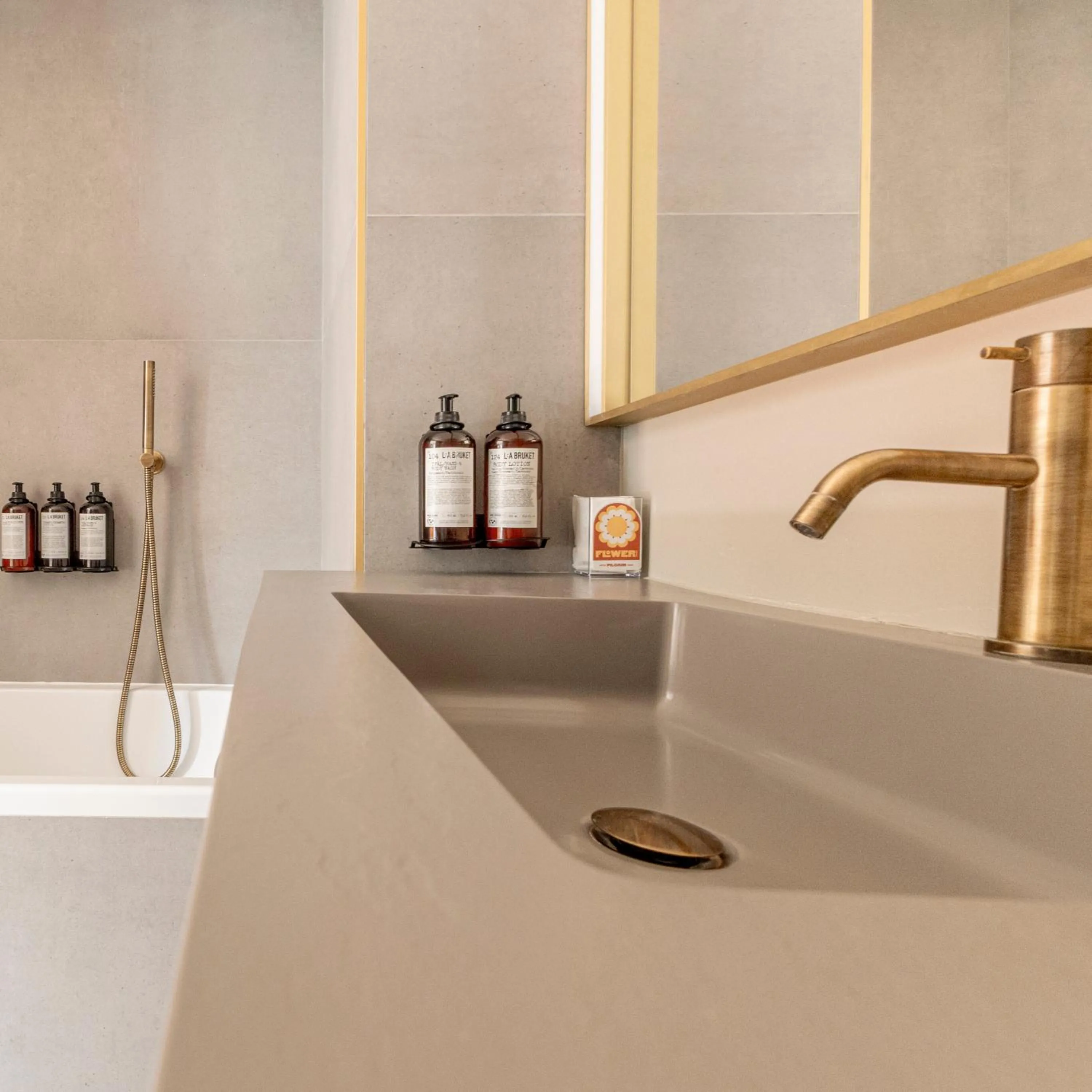 Bathroom in Hôtel Pilgrim