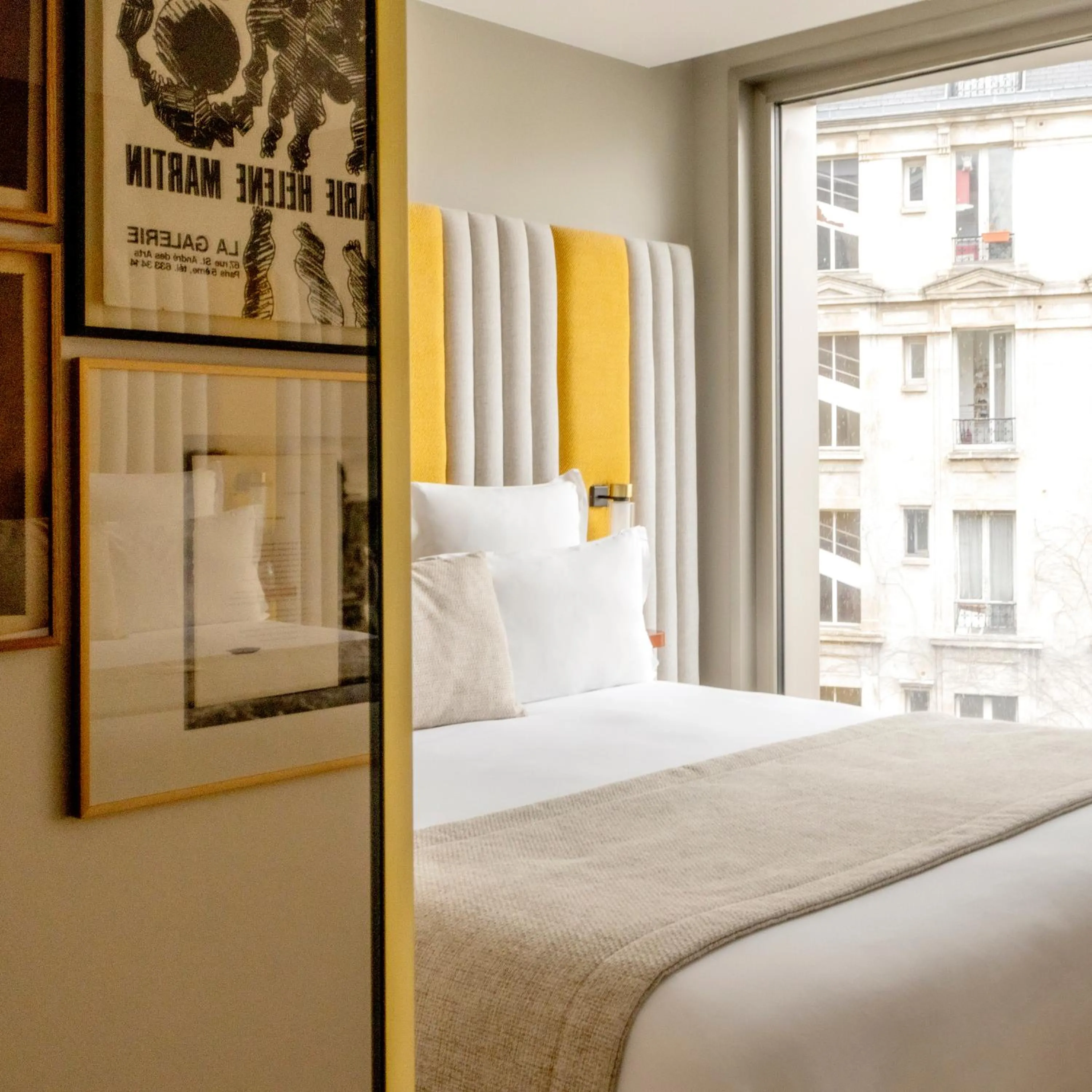 Photo of the whole room, Bed in Hôtel Pilgrim