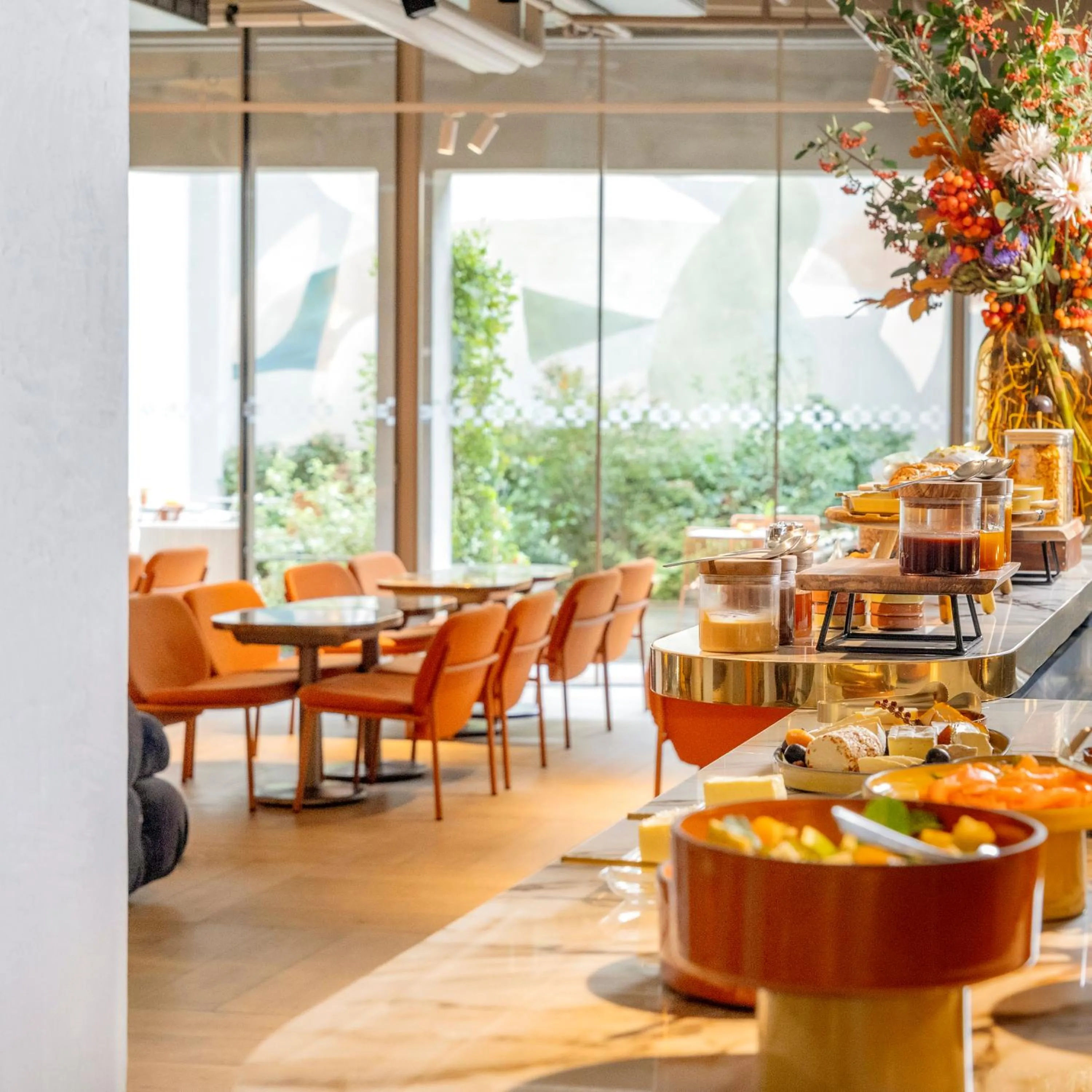 Buffet breakfast in Hôtel Pilgrim