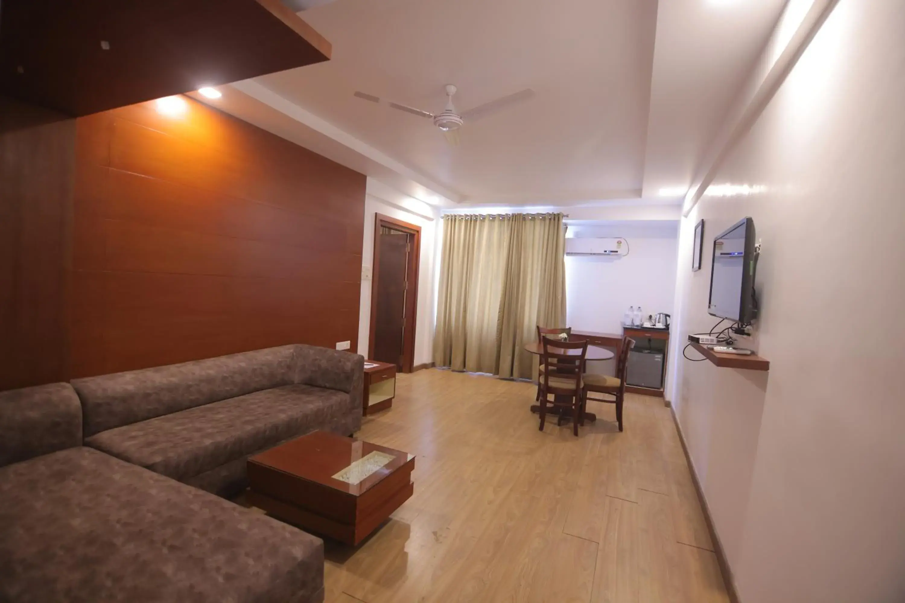 Junior Suite - single occupancy in Nakshatra Emerald Junior Suite - single occupancy in Nakshatra Emerald