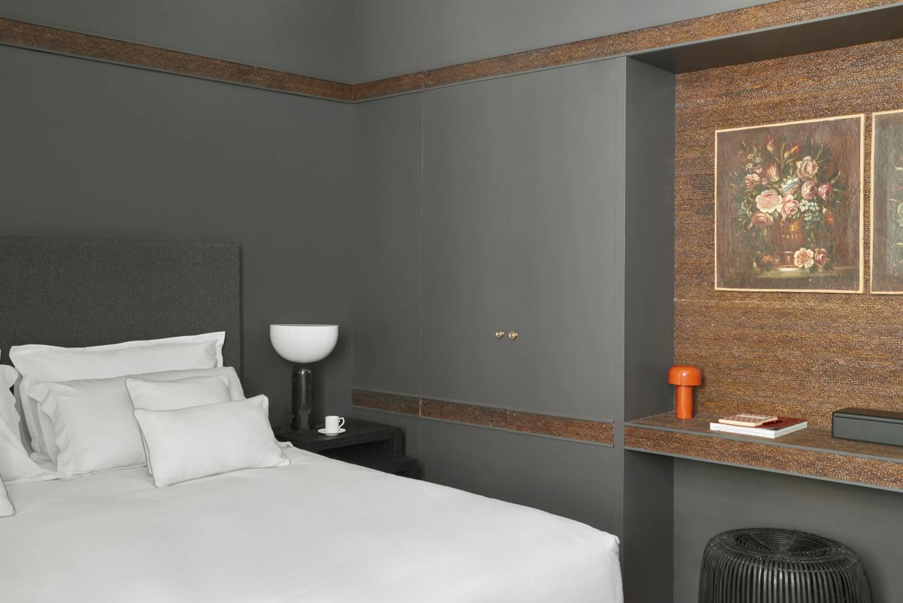 Bed in Crossing Manzoni