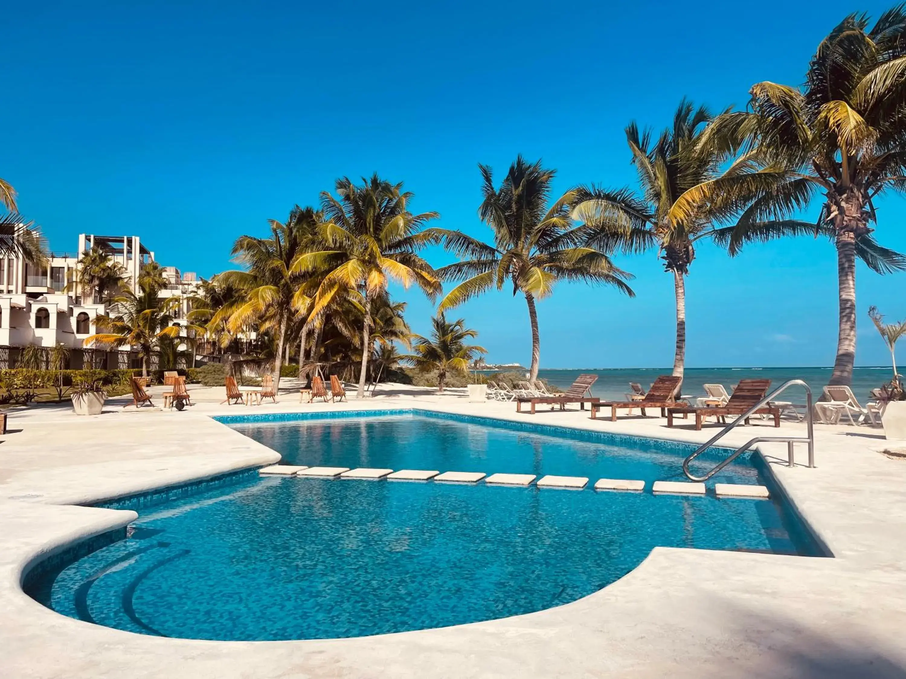 Swimming pool in VR CLUB Tulum Riviera Swimming pool in VR CLUB Tulum Riviera