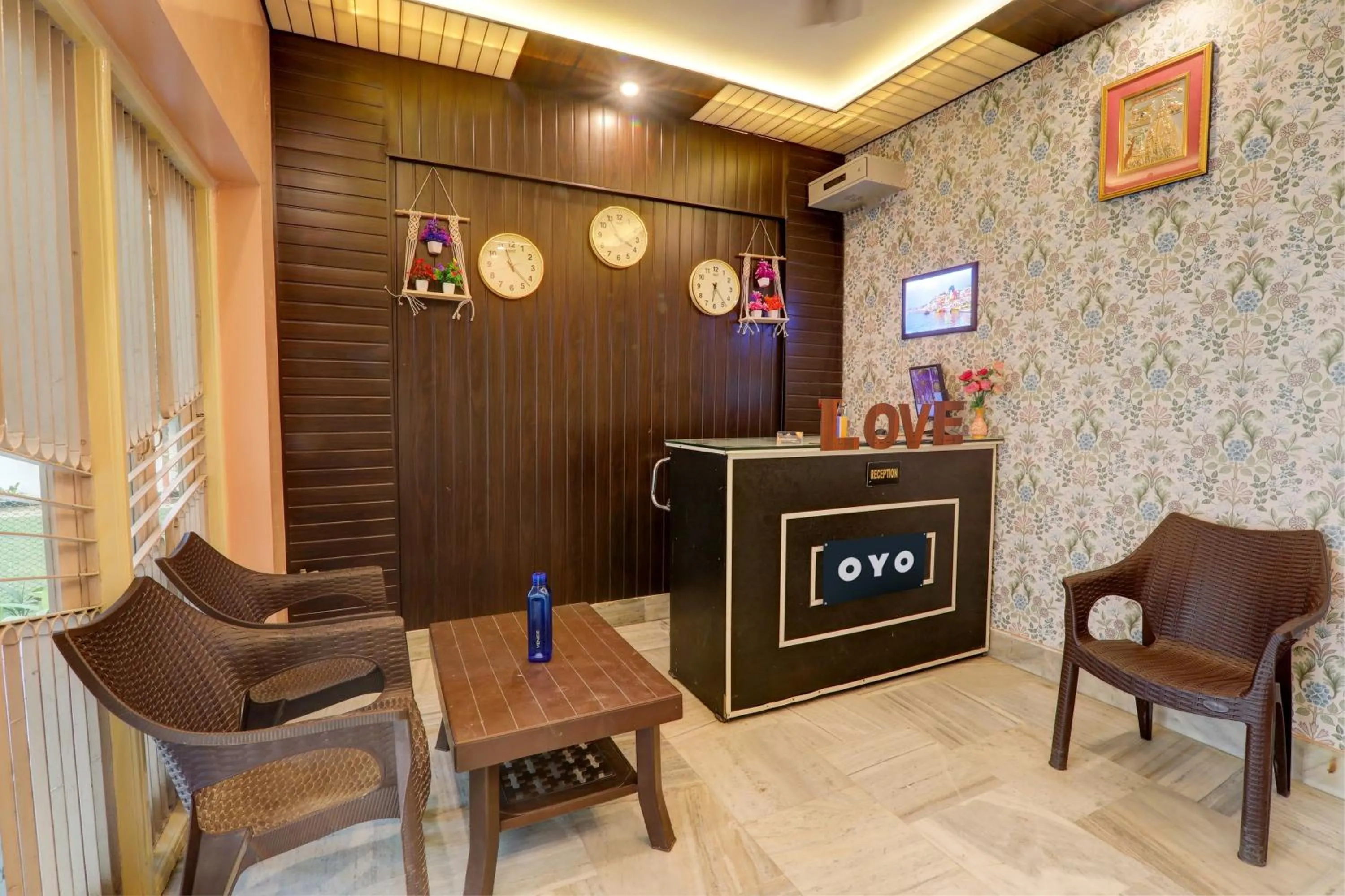 Lobby or reception in Hotel O Flagship Adbhut Moment Hotel