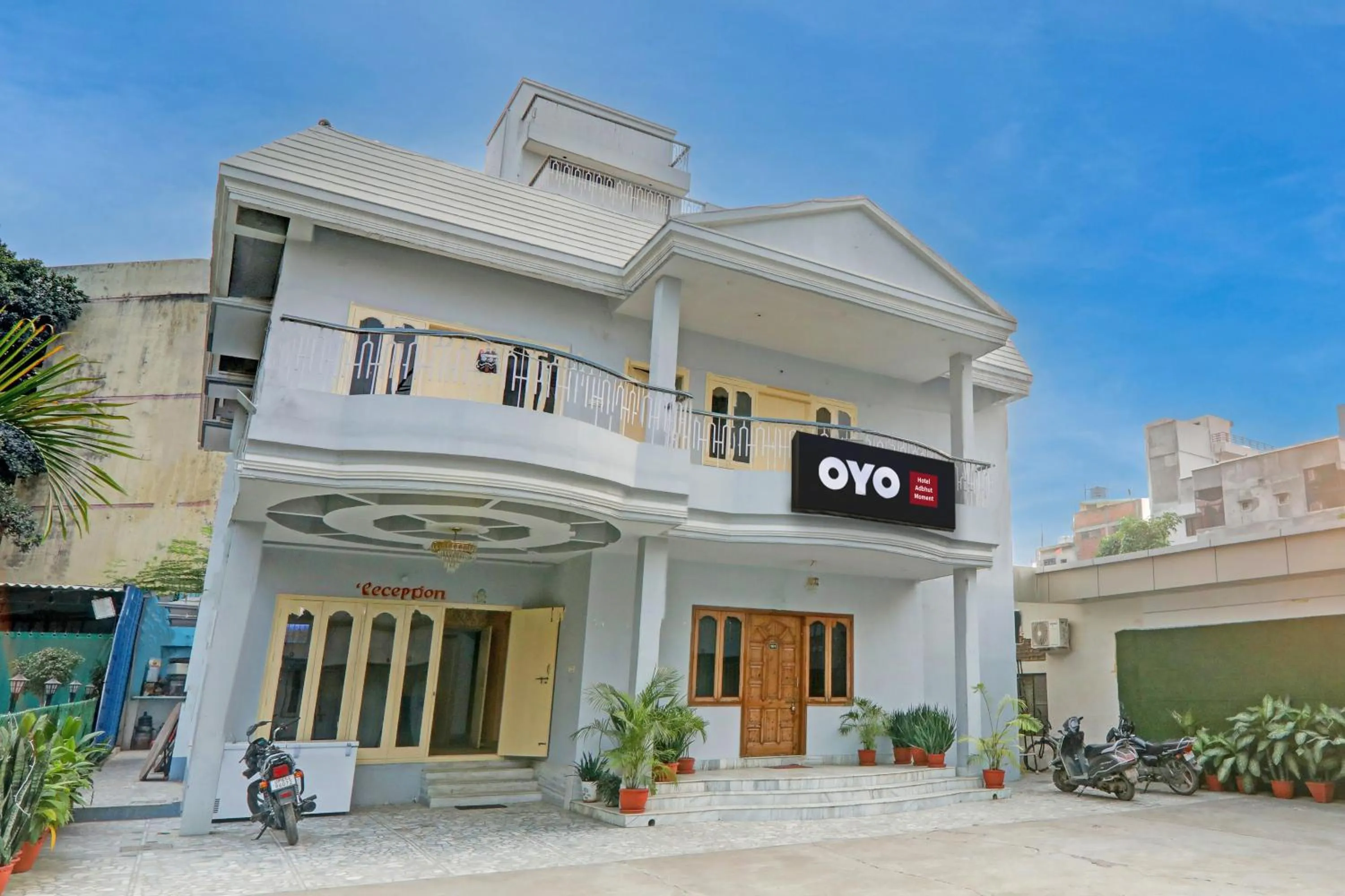 Facade/entrance in Hotel O Flagship Adbhut Moment Hotel