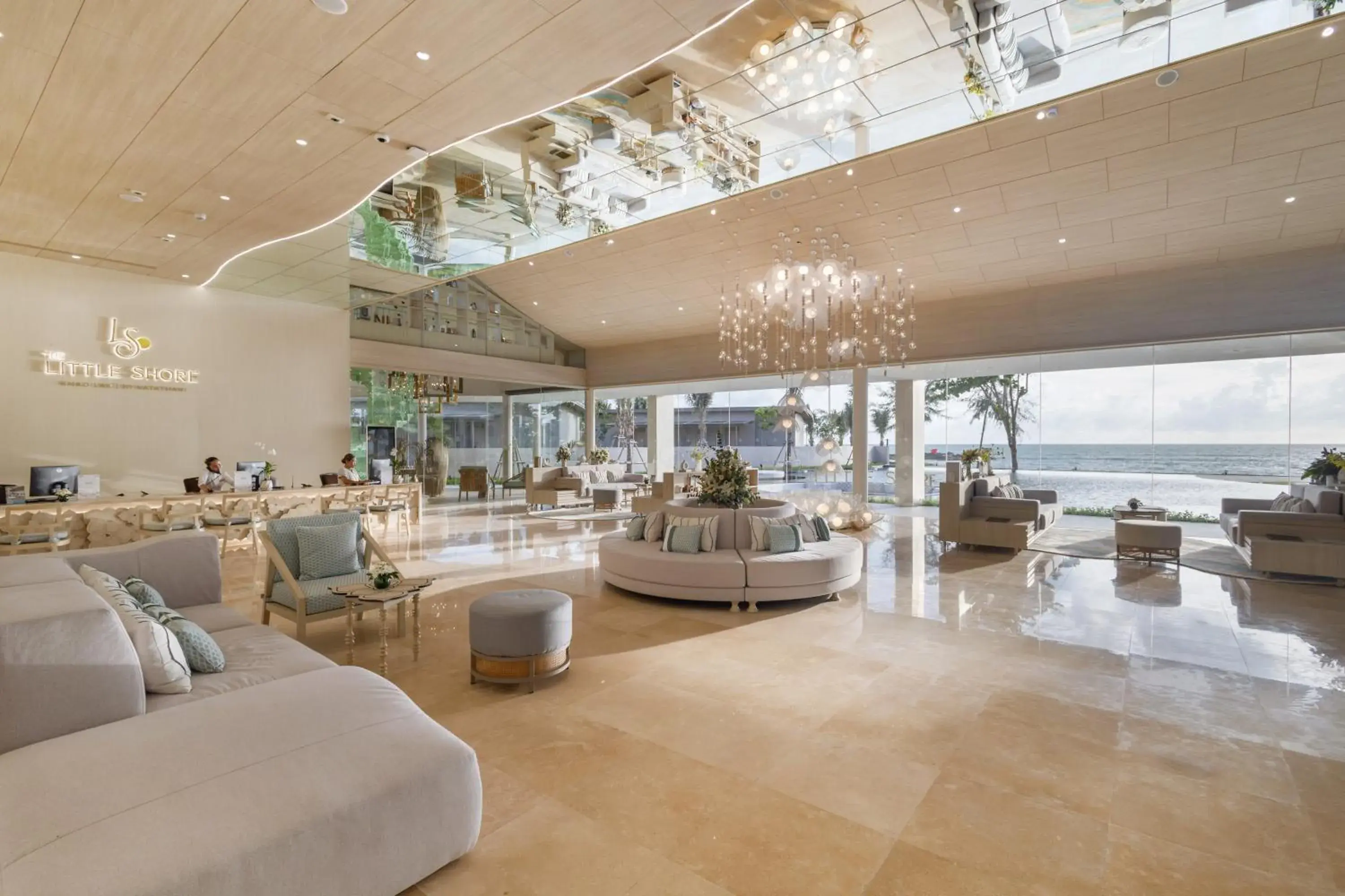 Lobby or reception in The Little Shore Khao Lak by Katathani Lobby or reception in The Little Shore Khao Lak by Katathani