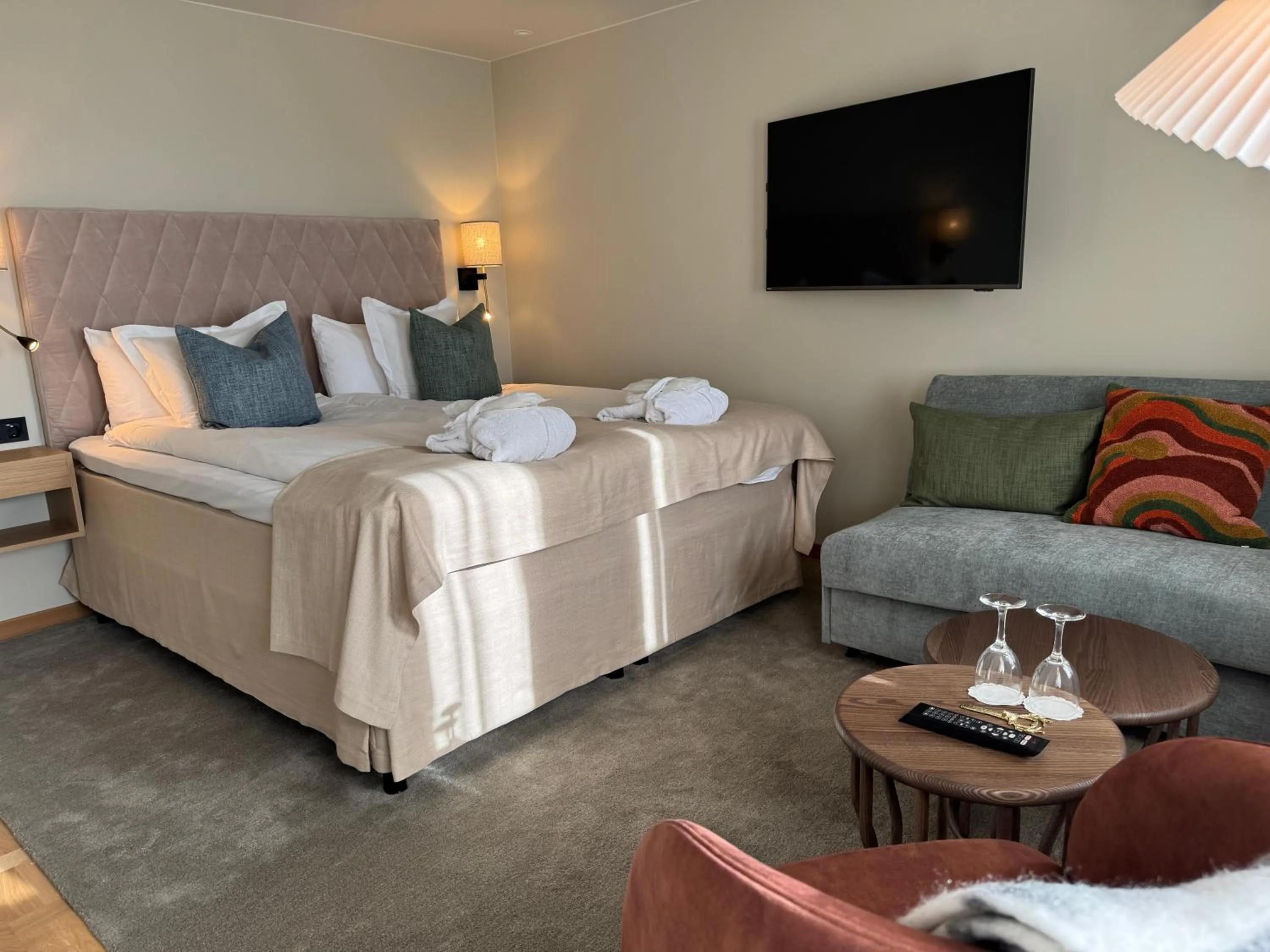 Bed in Skåvsjöholm, hotell & konferens