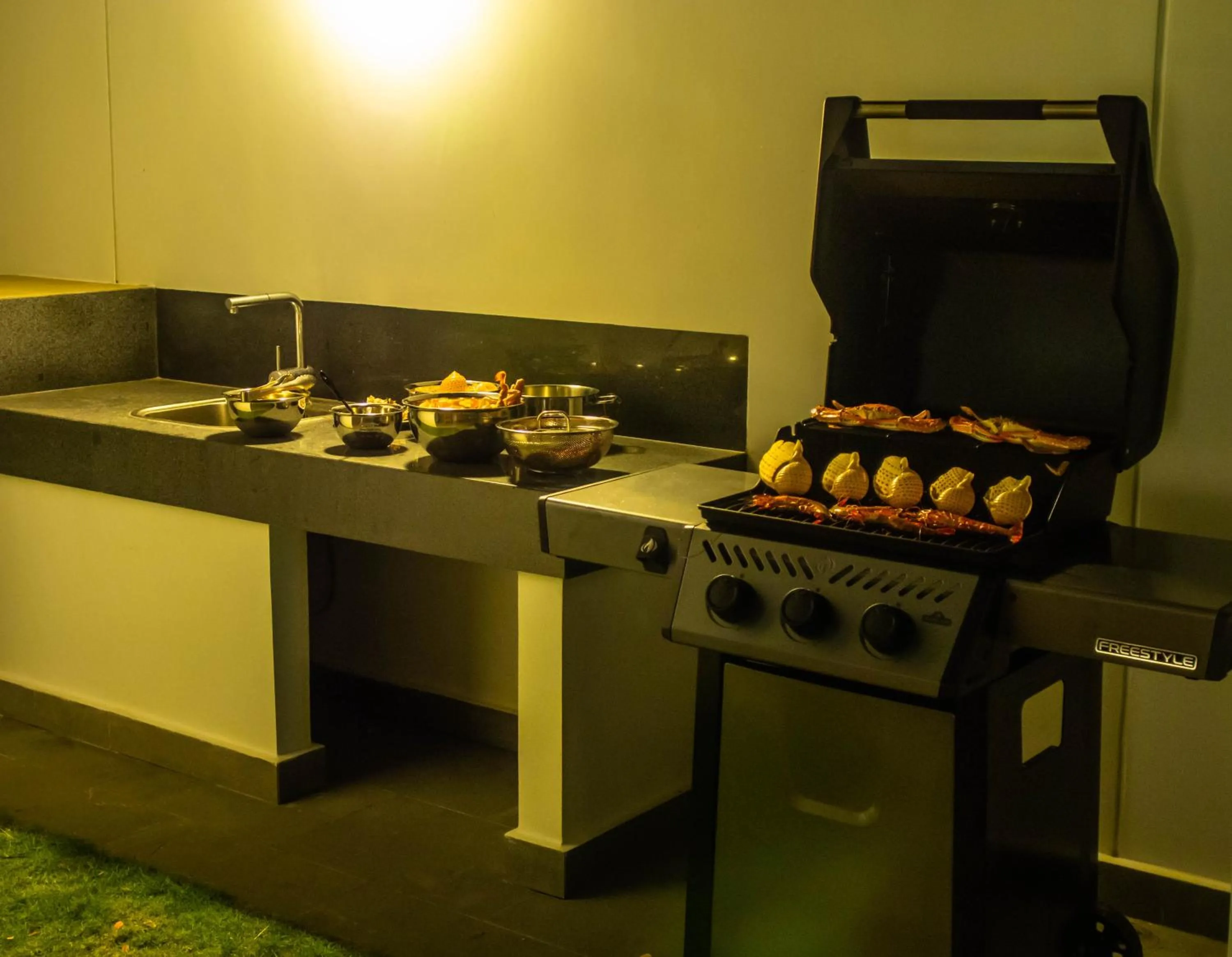 BBQ facilities in HANNAH Villa in Sanctuary Ho Tram 1