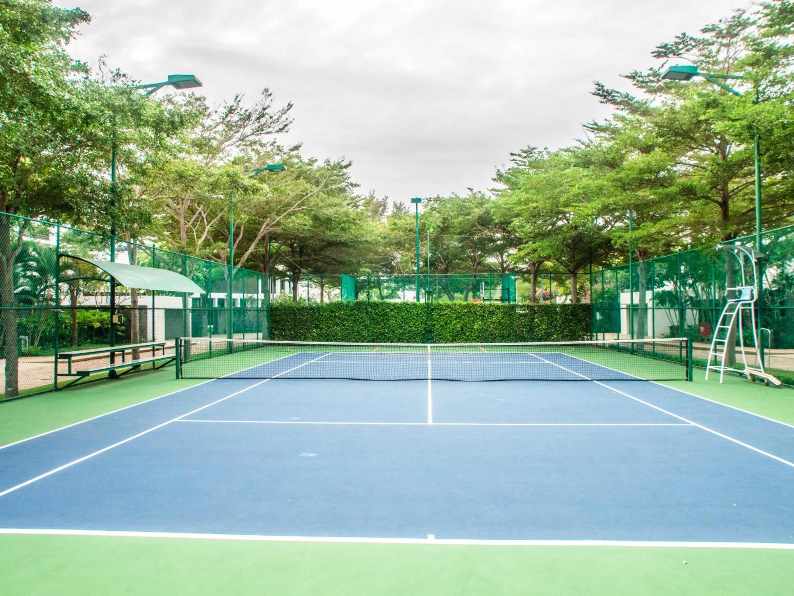 Tennis court in HANNAH Villa in Sanctuary Ho Tram 1