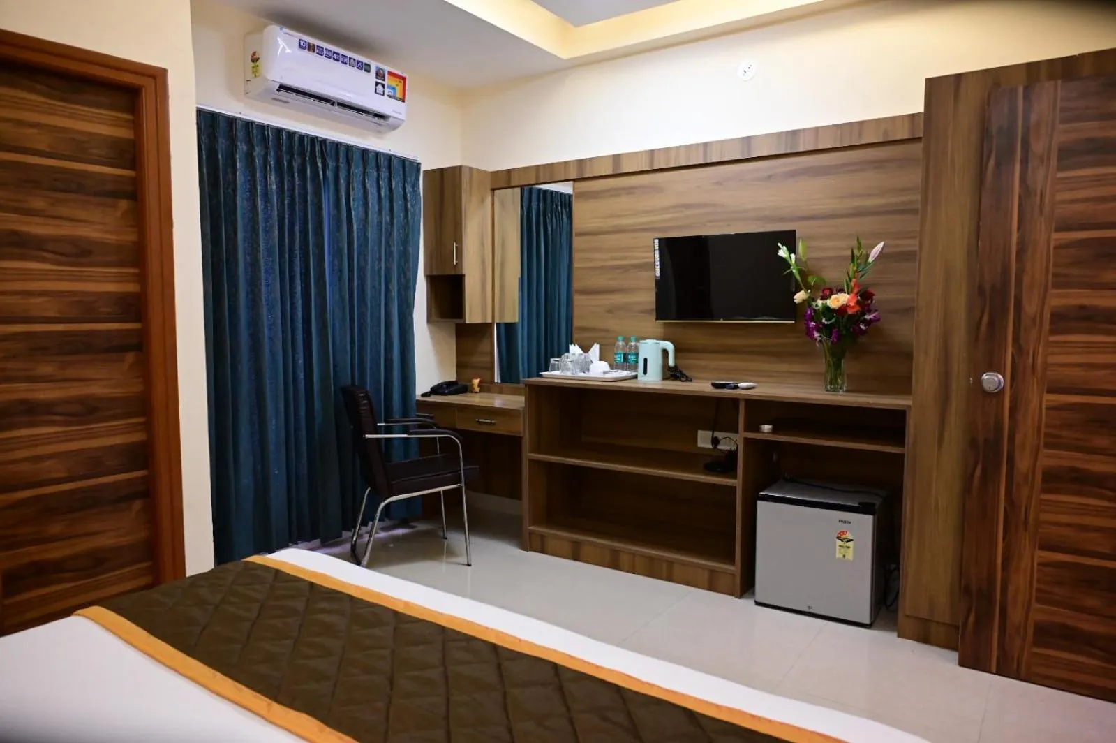 TV and multimedia in Otel Feel Comfort