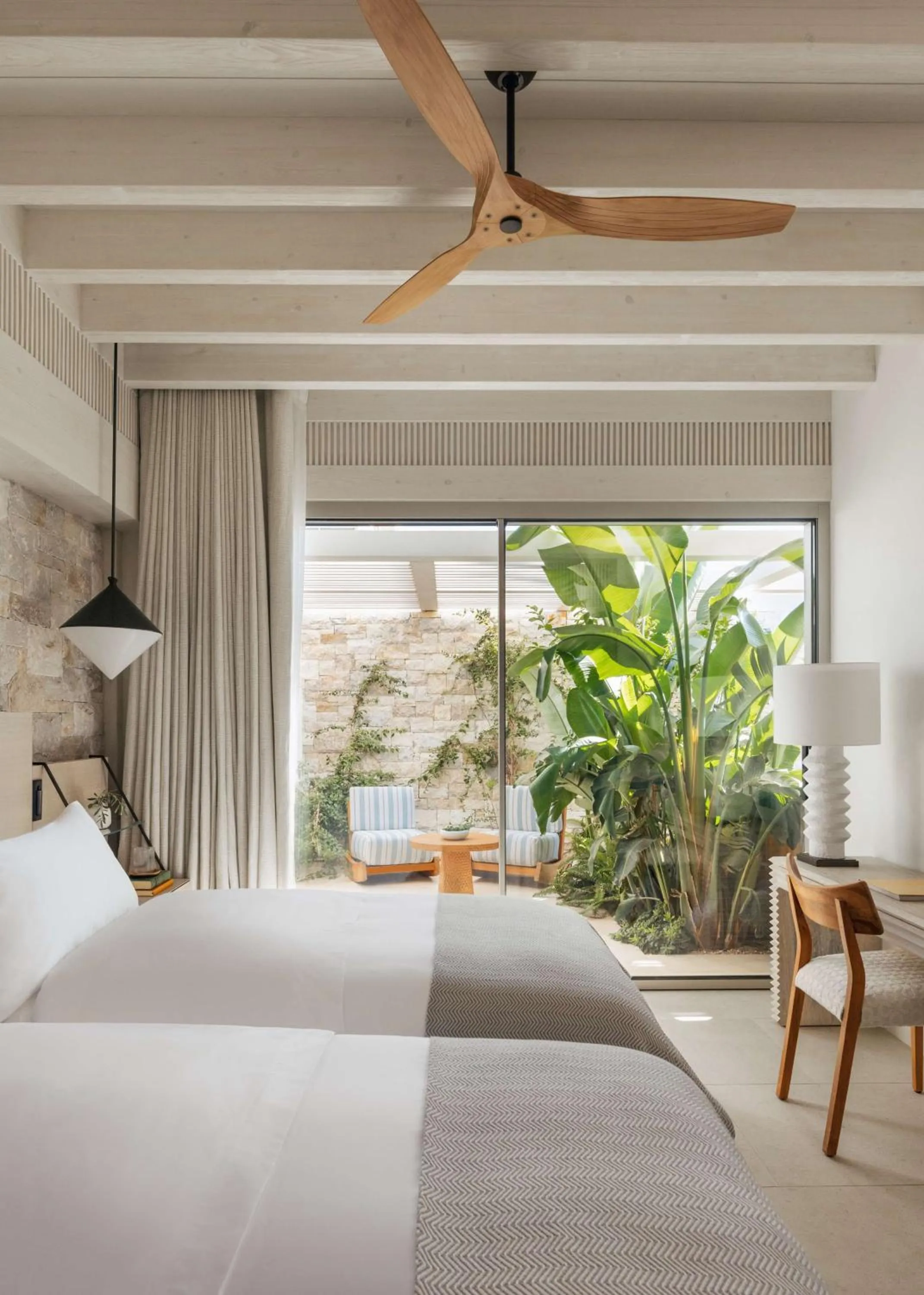 Bedroom, Bed in One&Only Aesthesis, Athens