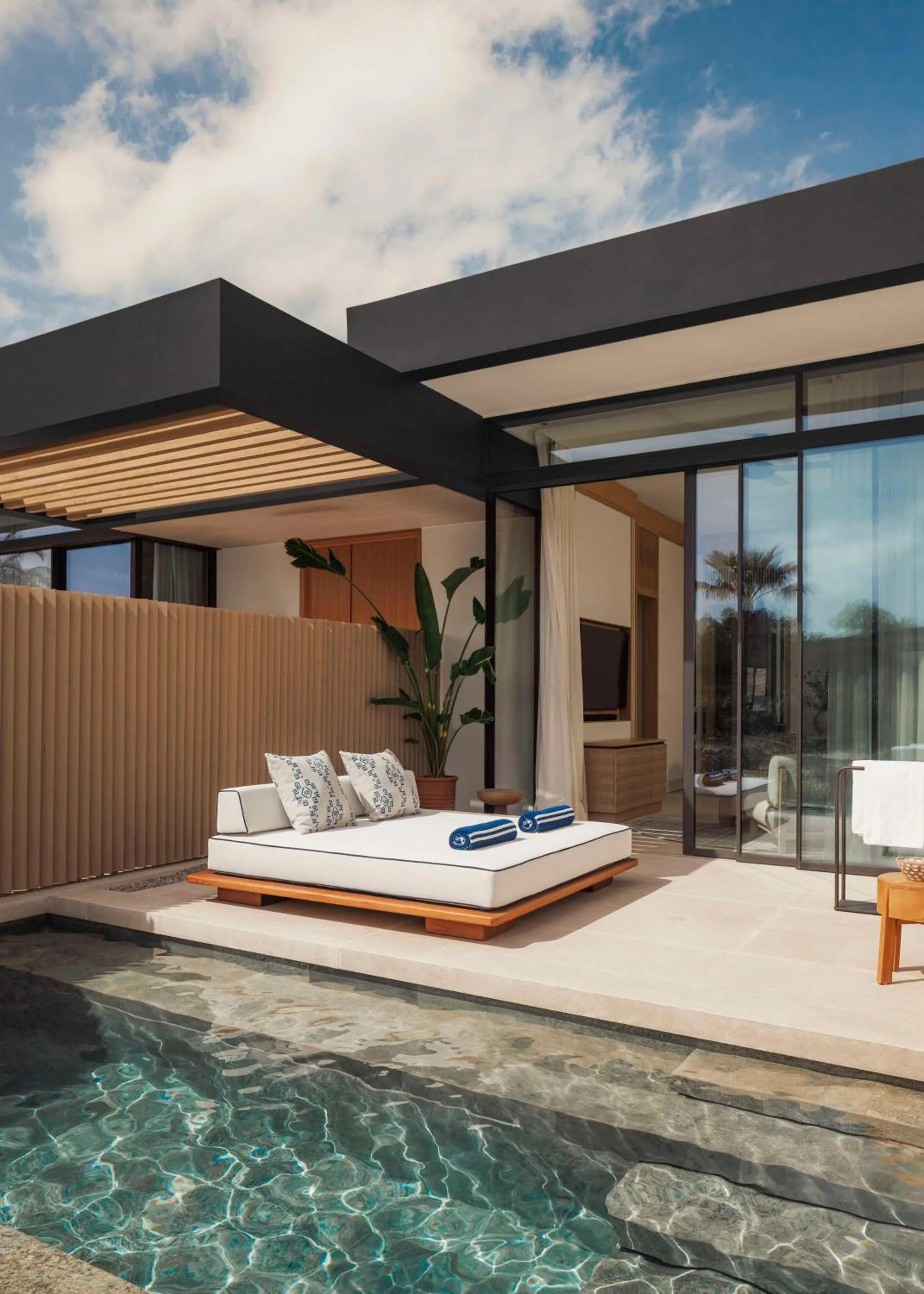 Bedroom in One&Only Aesthesis, Athens