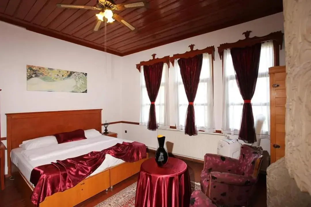 SEBİLE HANIM KONAKLARI SEBİLE HANIM KONAKLARI