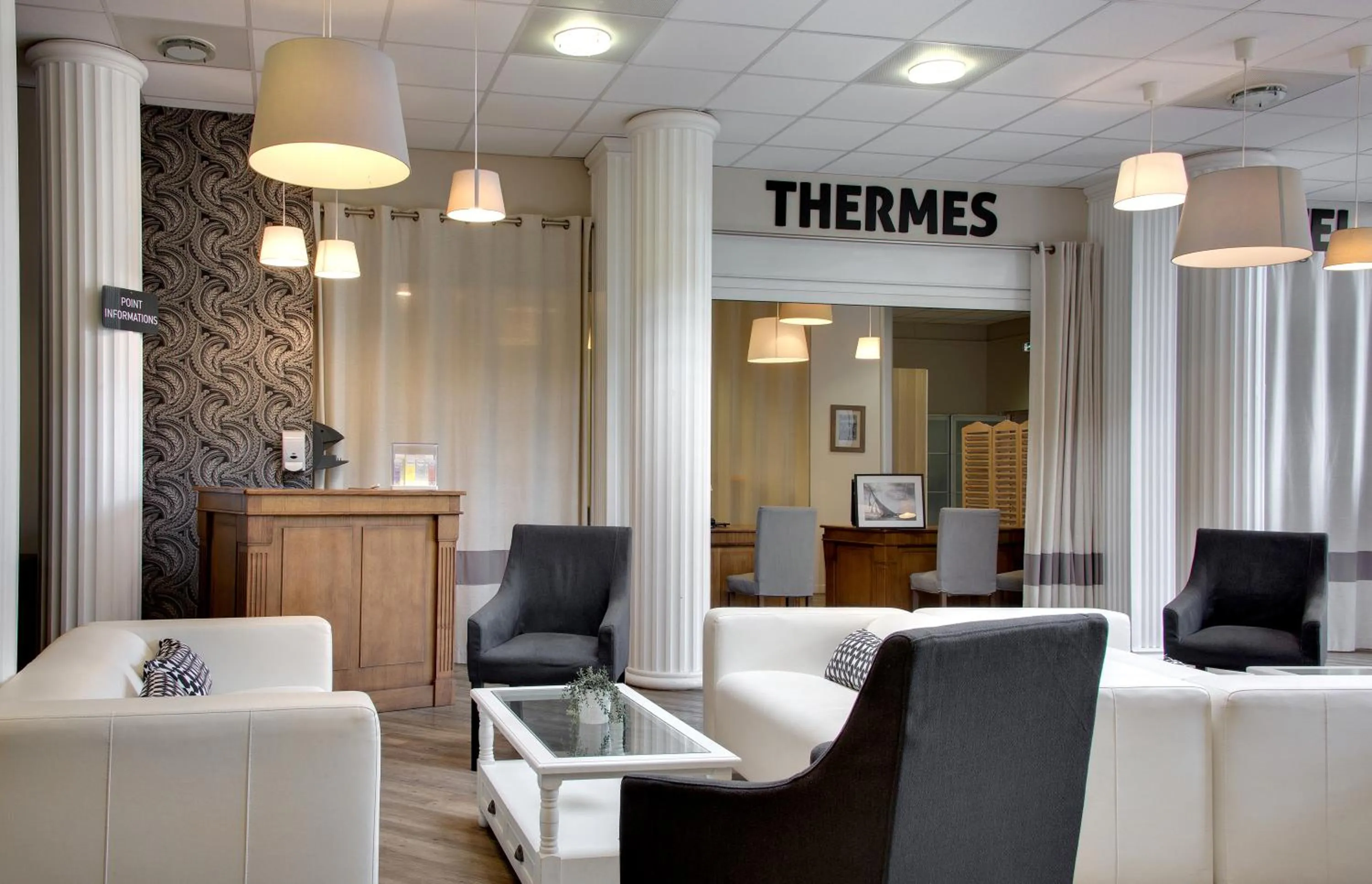 Seating area in Hôtel Les Sources